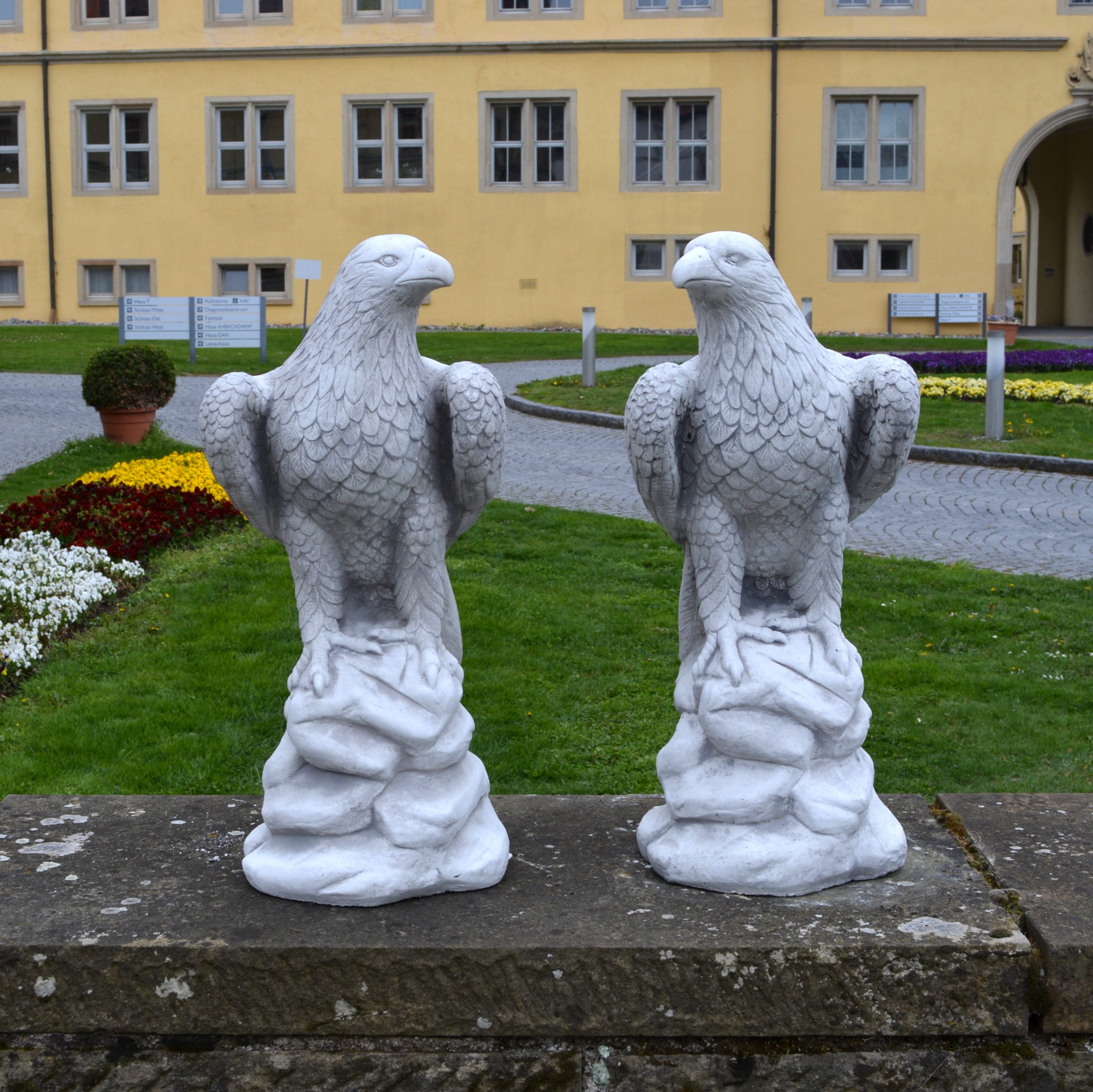 Gartenfigur Statuen Adler Steinadler im Doppel, Steinfiguren, H. 60 cm, je 35 kg