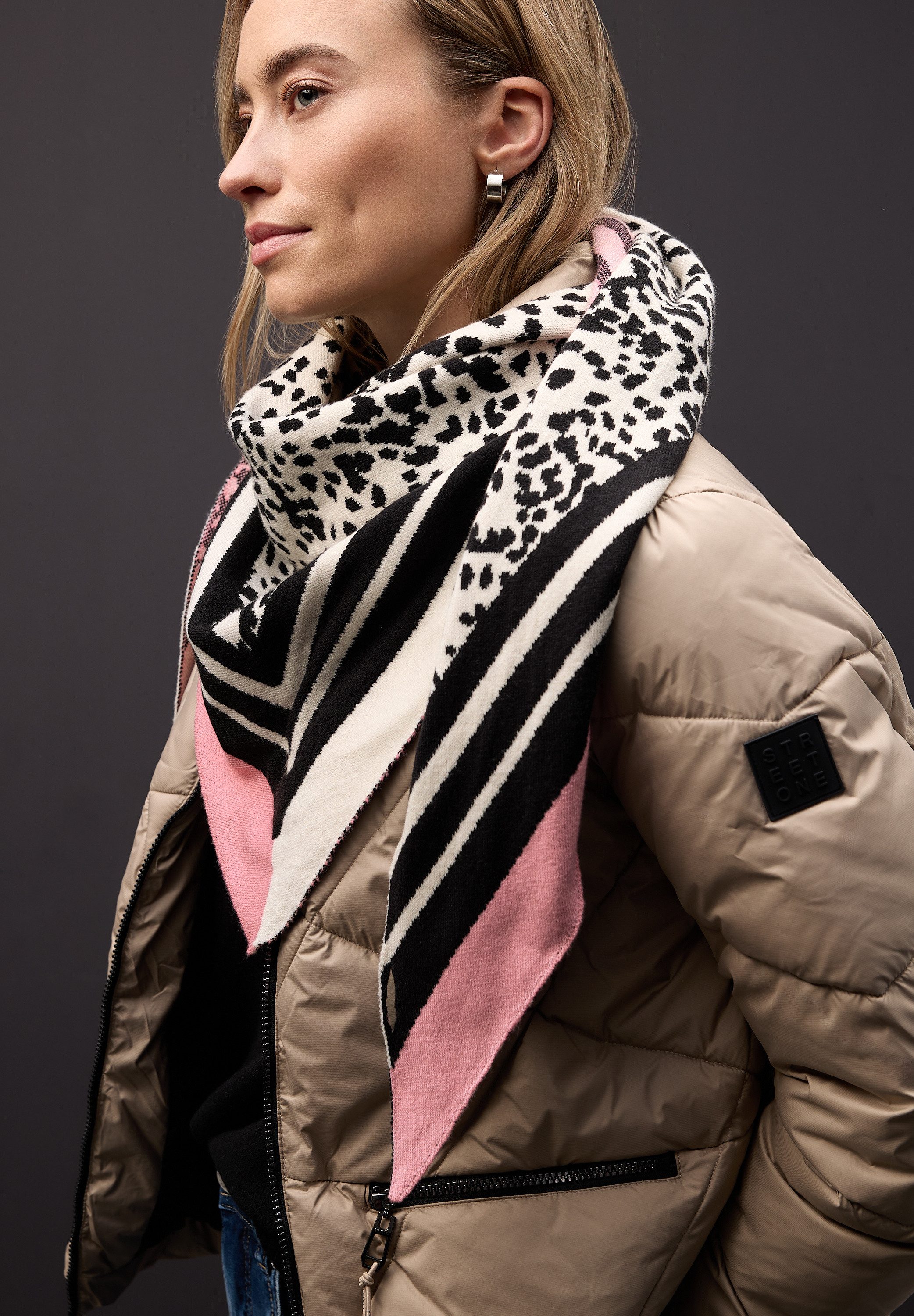 STREET ONE Halstuch, im dreieckigen Schnitt