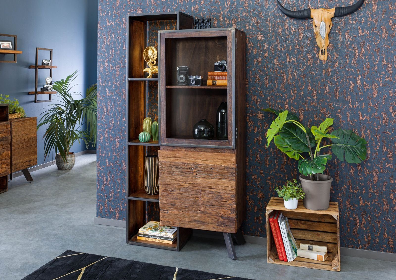 Massivmoebel24 Standvitrine SEVILLA (Vitrine Akazie / Altholz 90x40x183 braun lackiert CITY #03) Vitrine Akazie / Altholz 90x40x183 braun lackiert CITY #03