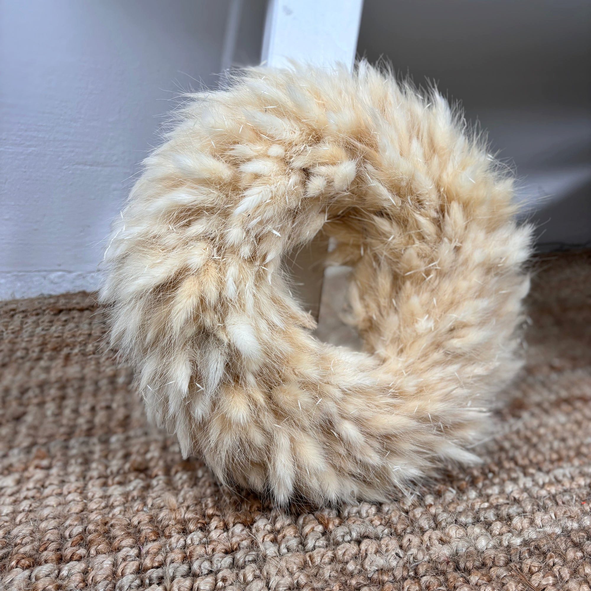 LYKKE & You Dekokranz rustikale Schönheit: Trockenblumenkranz Lagurus hellbeige