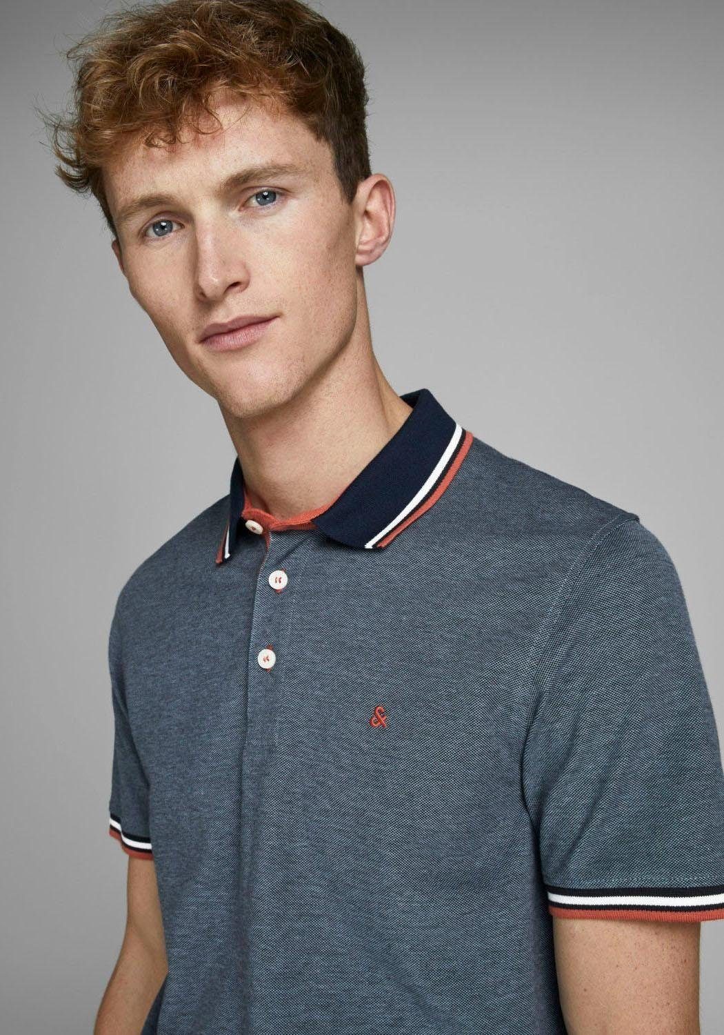 Jack & Jones Poloshirt JJEPAULOS Poloshirt mit klassischem Kragen und figurbetonter Form Logostickerei, modisch, schmal, Baumwolle, Polokragen – Bild 5 von 5