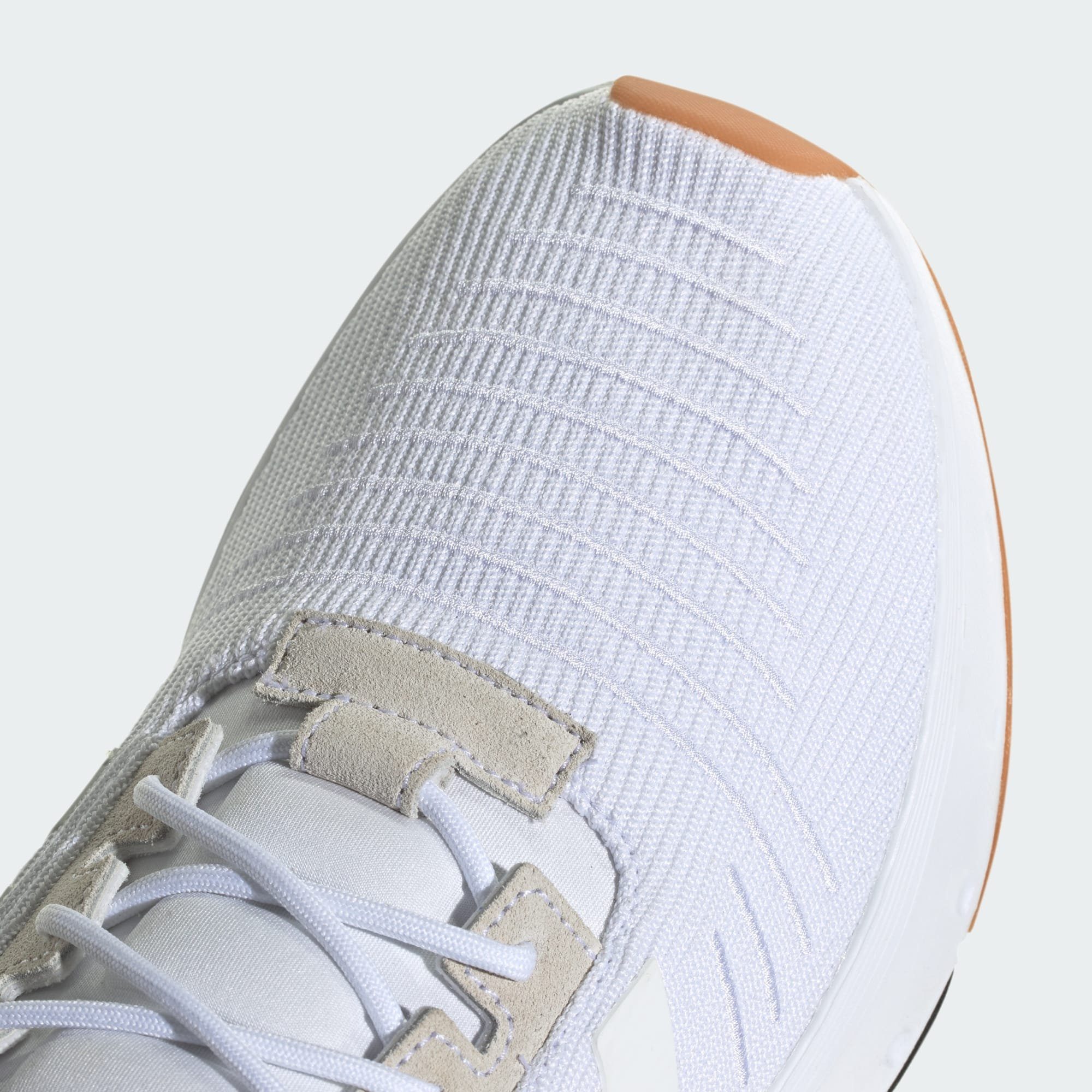 SWIFT / SCHUH Black White White adidas RUN Sportswear / Sneaker Cloud Cloud Core