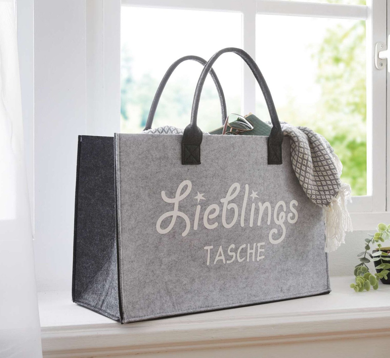 Dekoleidenschaft Shopper "Lieblingstasche" Filz grau, Einkaufstasche günstig online kaufen