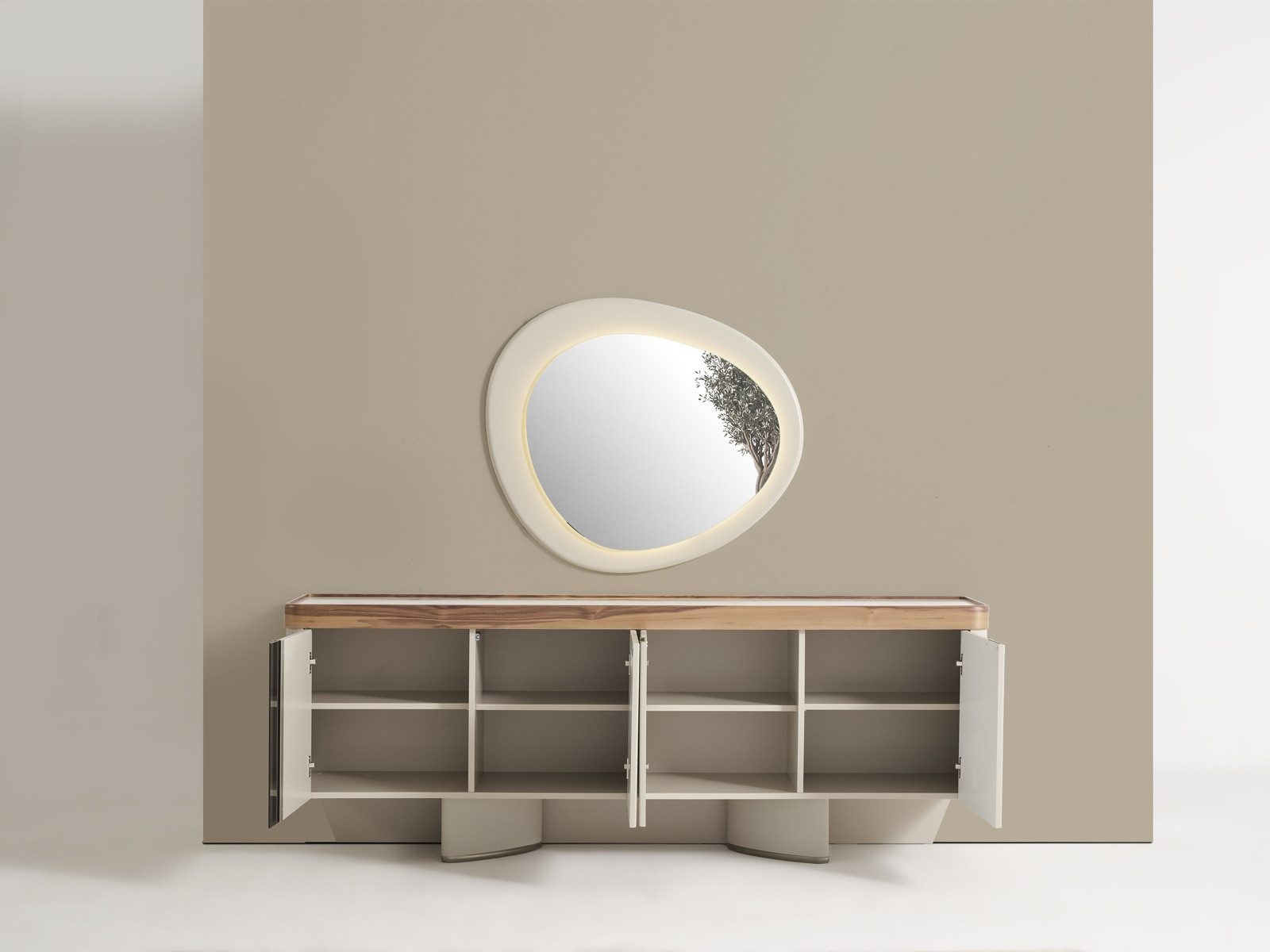 Villa Möbel Sideboard (Sideboard, 1 St., 210,8 × 46 × 79 cm), Sideboard mit viel Stauraum und ruhiger Beige Walnuss Optik