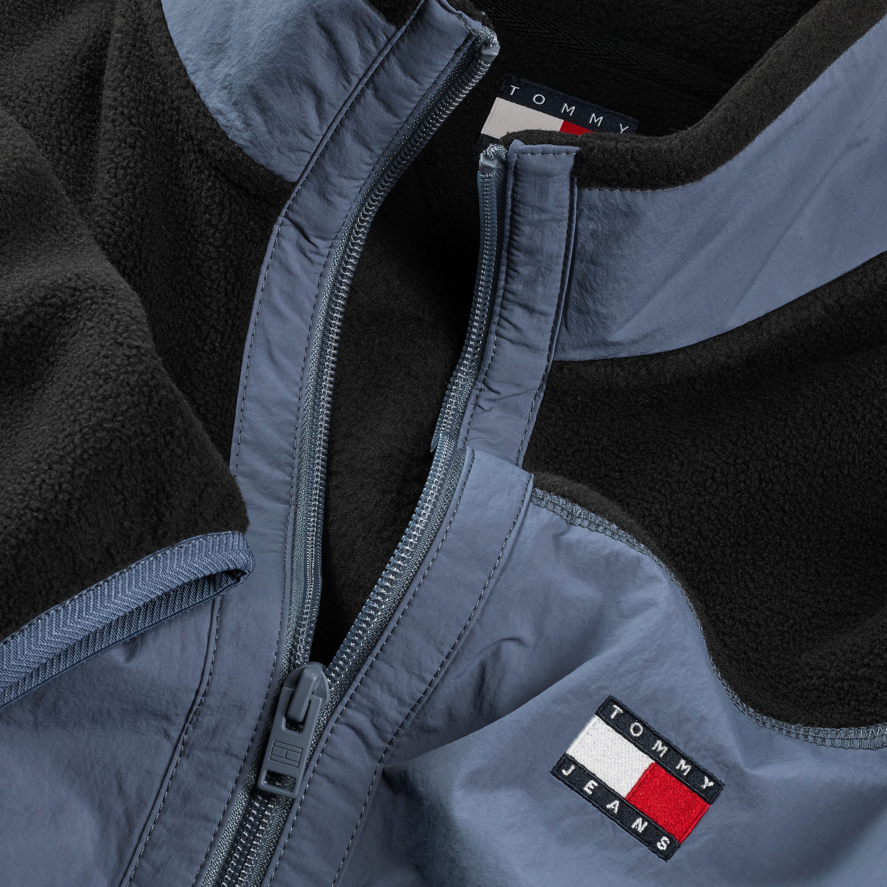 Tommy Jeans Sweater TJM RLX FZ POLAR FLEECE EXT Mit Rundhalsausschnitt