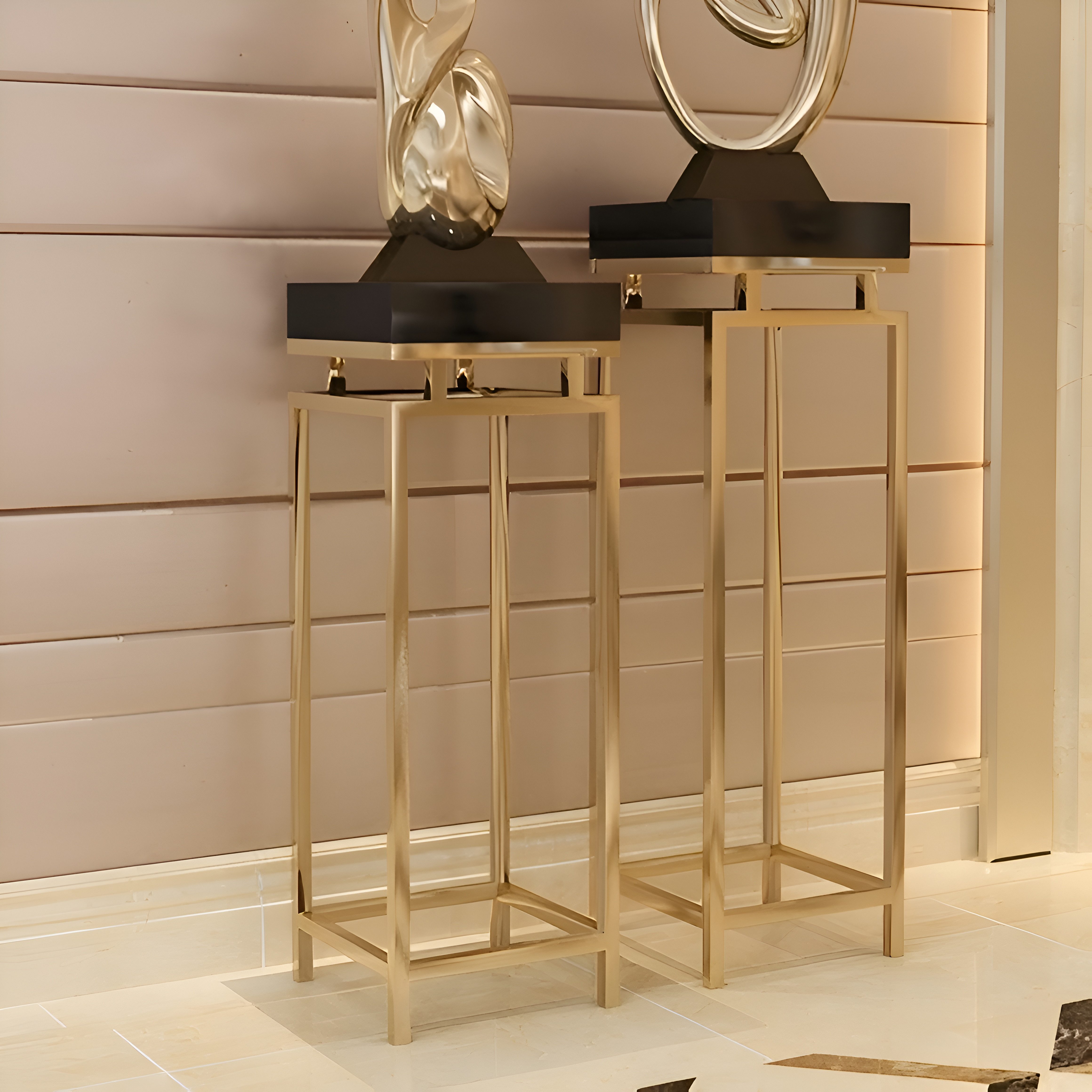 Xlmoebel Blumenständer Elegante Blumenständer aus Hochglanz-Edelstahl mit Ablagen (2 St., 2x Blumenstand), Hergestellt in Europa