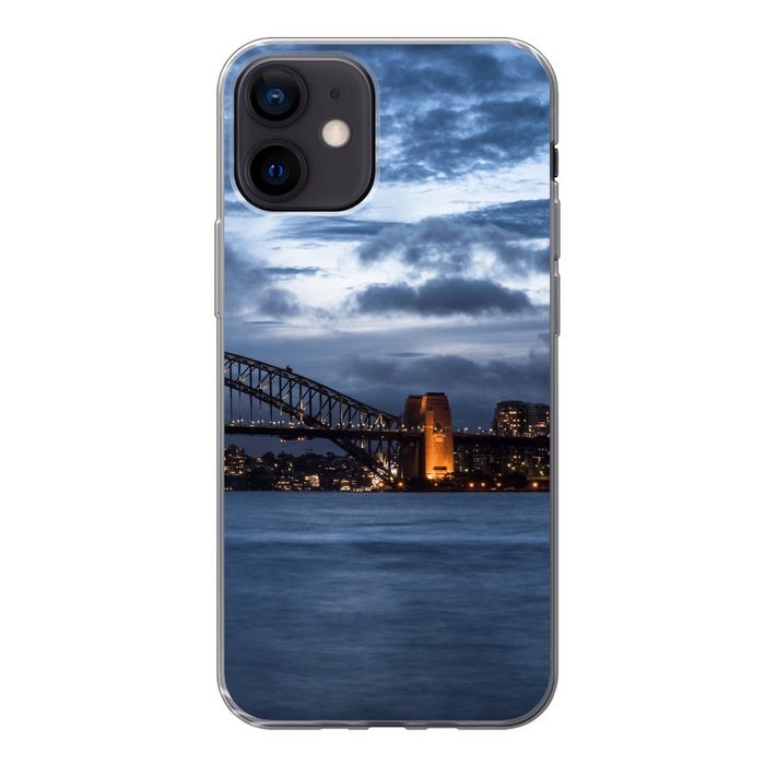 MuchoWow Handyhülle Das Opernhaus von Sydney und die Sydney Harbour Bridge in Australien Handyhülle Apple iPhone 12 Smartphone-Bumper Print Handy