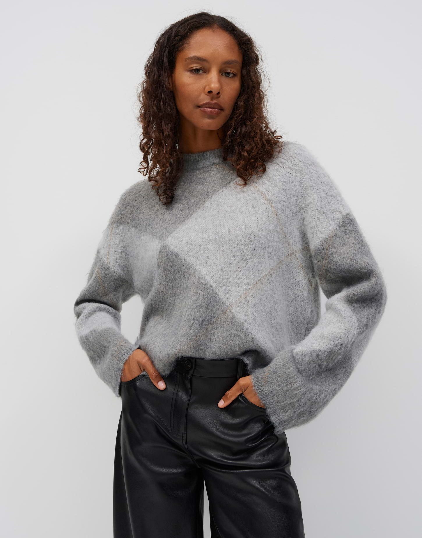 OPUS Strickpullover mit Argyle-Rautenmuster Weite Silhouette mit überschnittener Schulter und weichem Griff