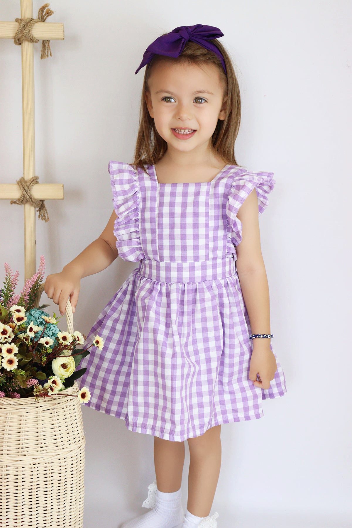 Kleid & Haarband Kleid Violetta - Plaid Muster in lila weiß, Rüschensaum und Haarband