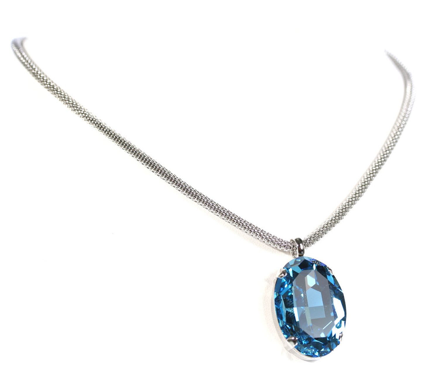 Le Bijou Kette mit Anhänger Crystal Elegance, XXL Oval-Anhänger mit Strickkette mit Markenkristallen aquamarine