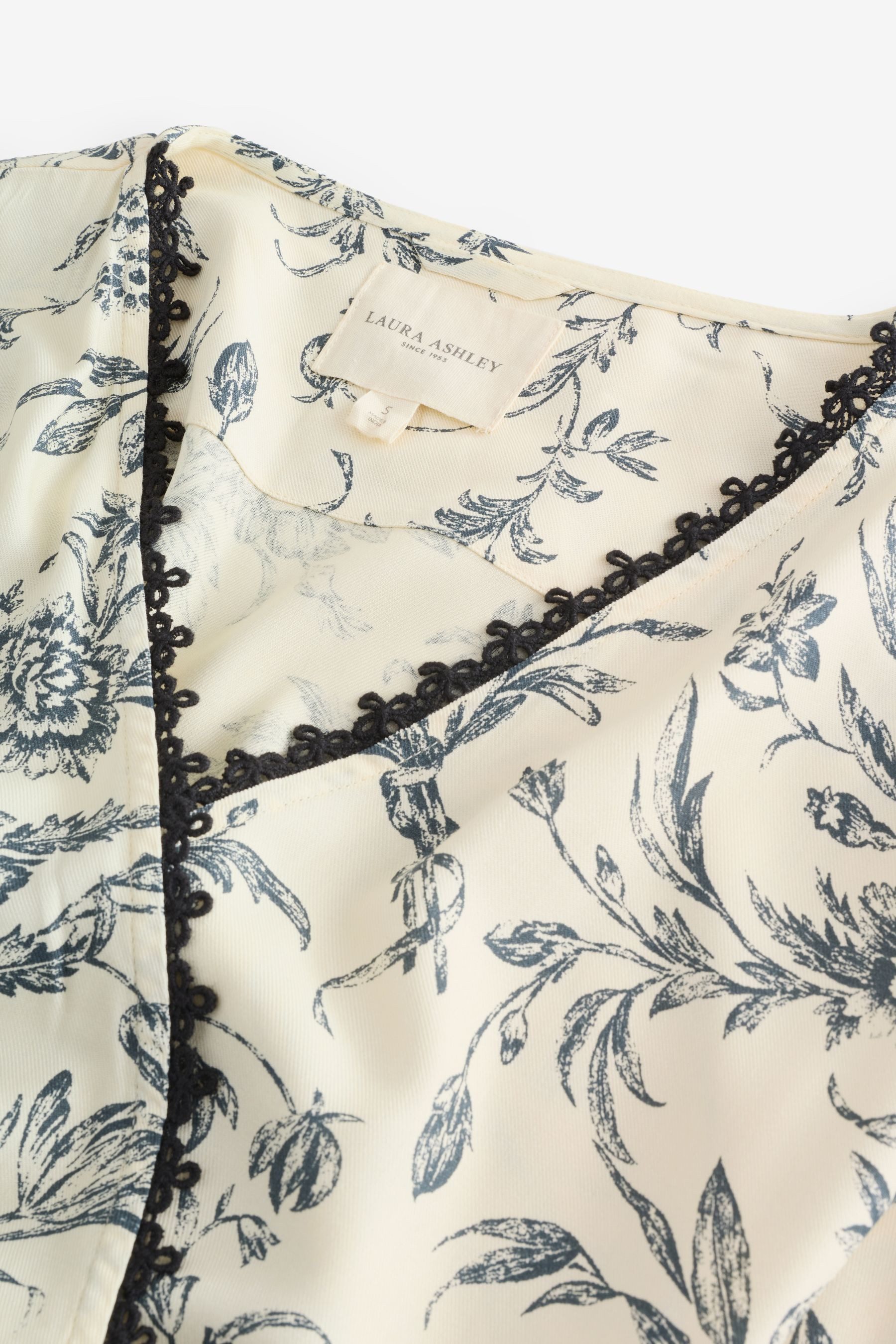 LAURA ASHLEY Damenbademantel Laura Ashley Viskose-Morgenmantel, Viskose (LE günstig online kaufen