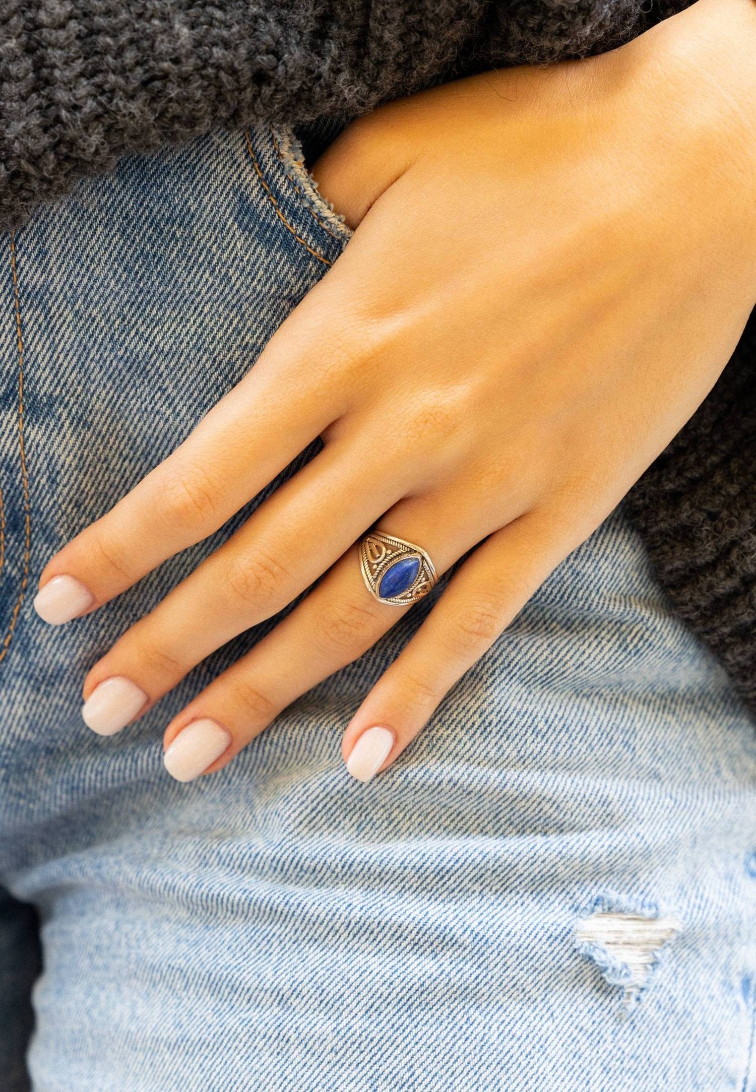 mantraroma Silberring DAHAB Ellipse aus 925 Silber mit Lapis Lazuli (Ring mit Schmuckbeutel), Damenring aus 925er Silber