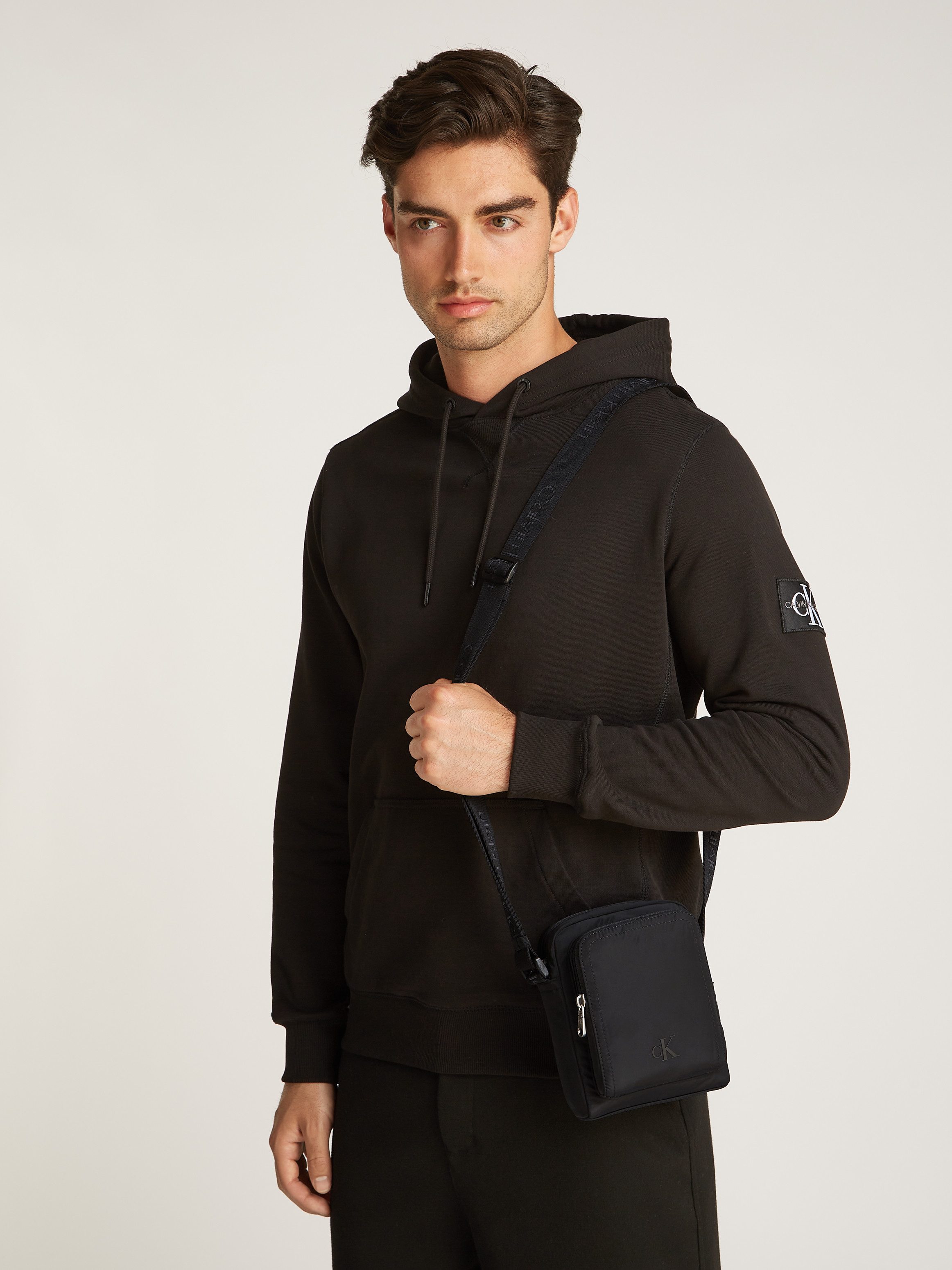 Calvin Klein Jeans Umhängetasche ULTRALIGHT REPORTER günstig online kaufen