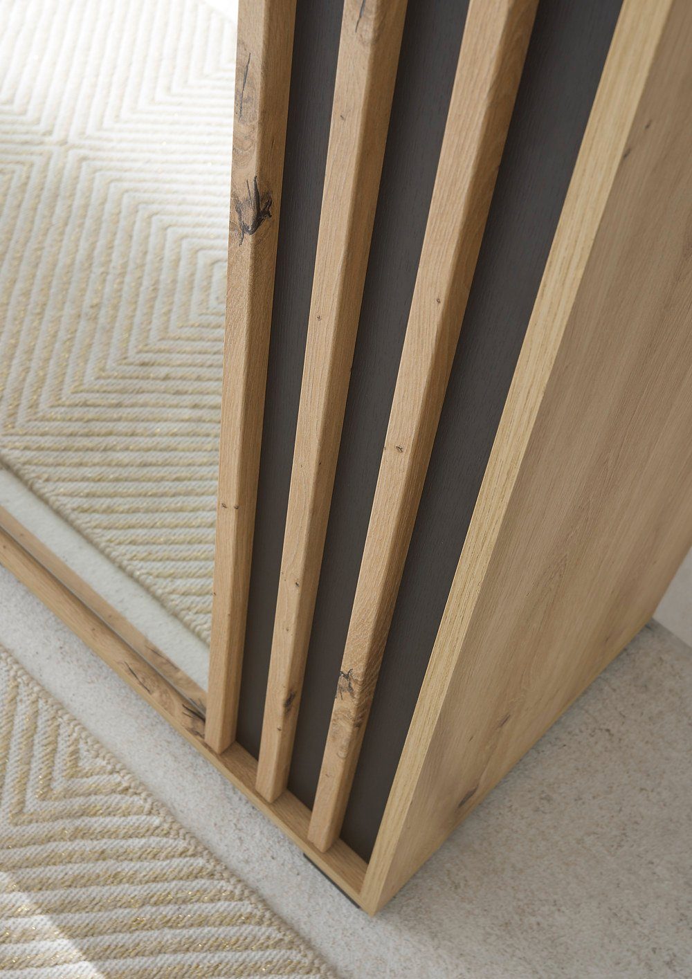 moebel-dich-auf Kompaktgarderobe VOLAM (Paneel + Sitzbank + Garderobenschrank, in Artisan Eiche Nb. / schwarz) 114 cm breit – Bild 4 von 5
