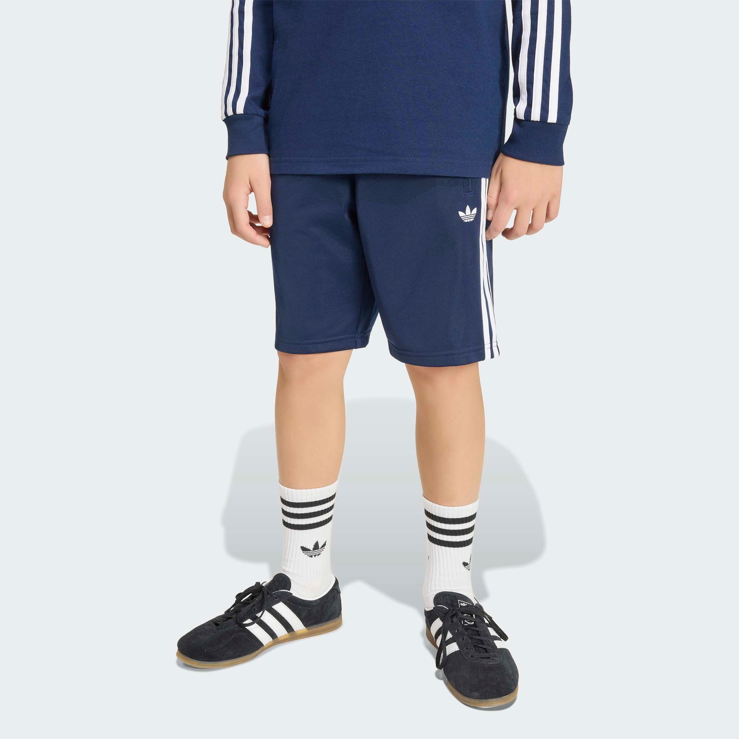 adidas Originals Shorts FIREBIRD für Kinder, normal-weit geschnitten, als Bermudas, aus Polyester