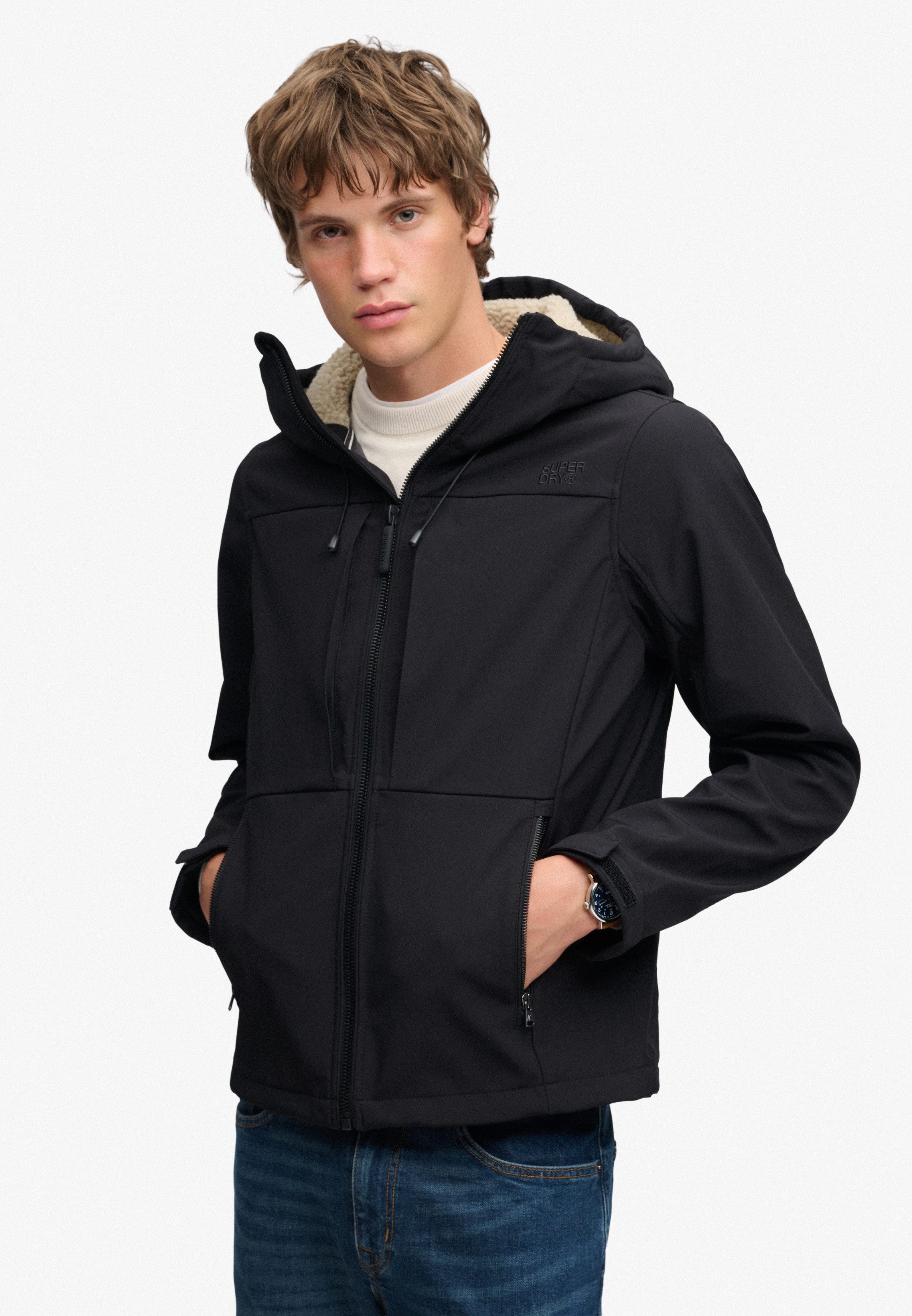Superdry Outdoorjacke HOOD BORG TREKKER JKT Materialmix, relaxed fit