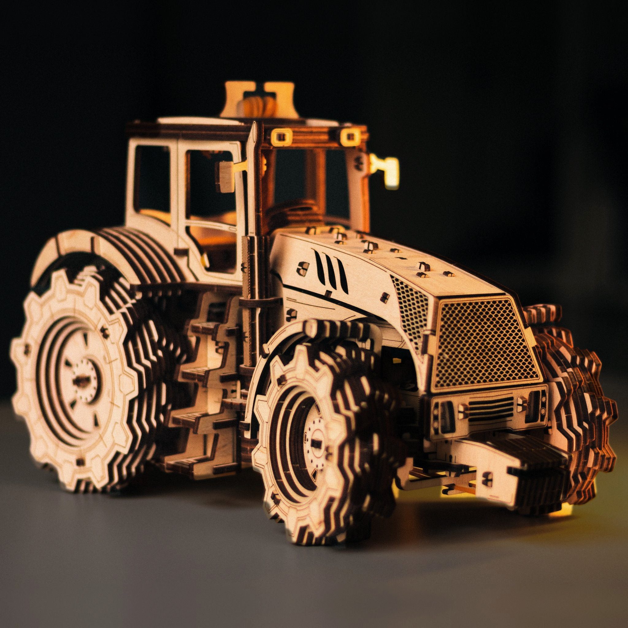 Eco Wood Art Modellbausatz Mechanischer Traktor aus Holz, (357-tlg)