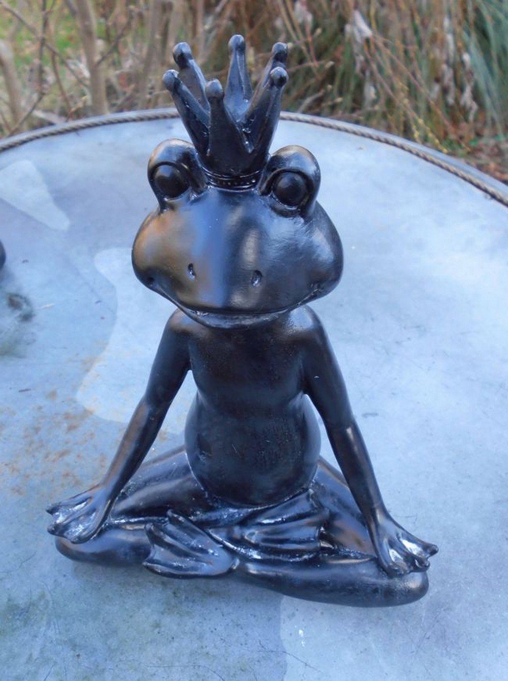 Yoga Skulptur offen sitzend Fengshui Frosch Hände (1 Deko-Figur schwarz St) Deko-Impression Dekofigur