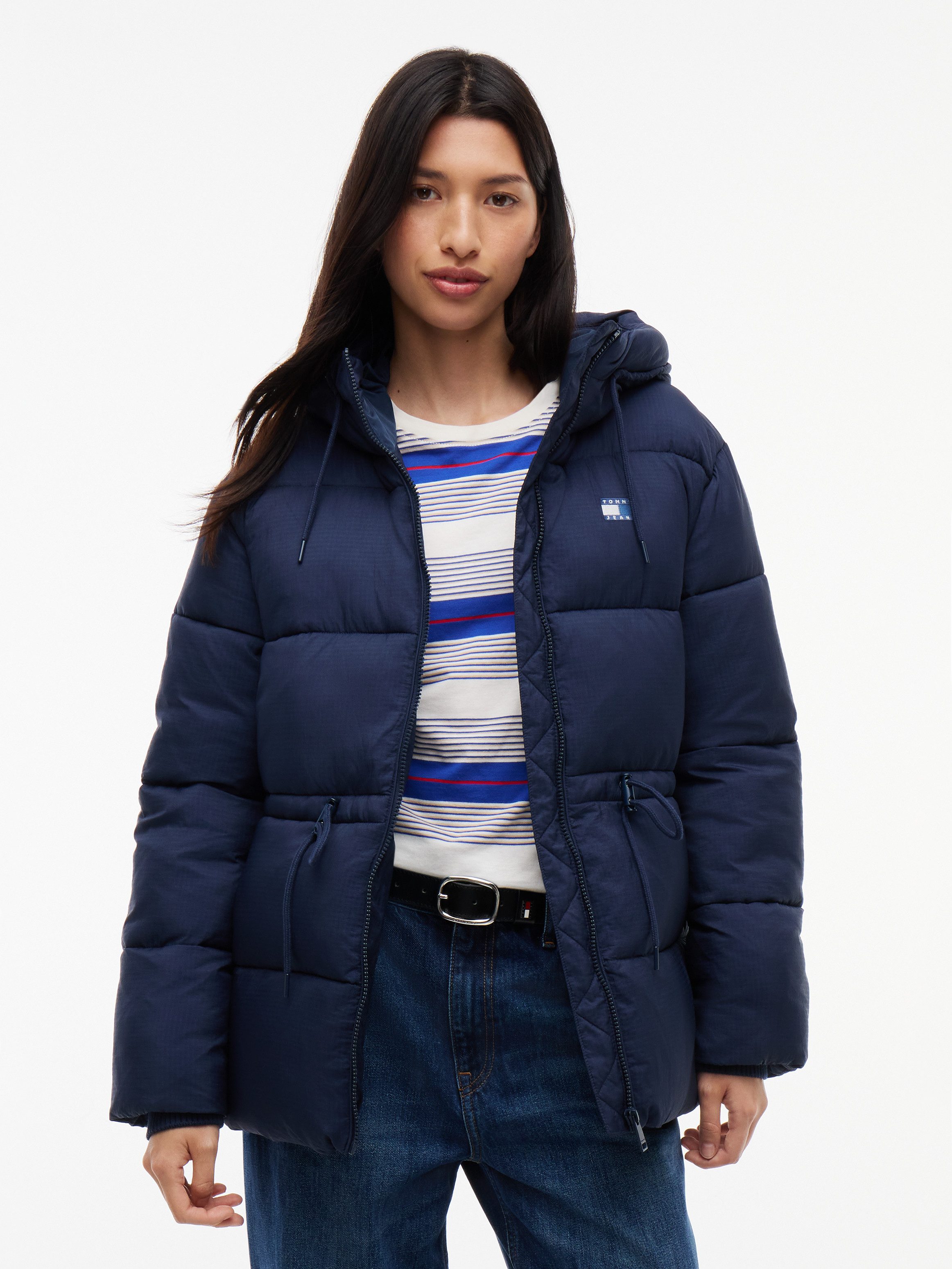 Tommy Jeans Steppjacke TJW HOODED MIDI PUFFER JACKET Kunstfaser