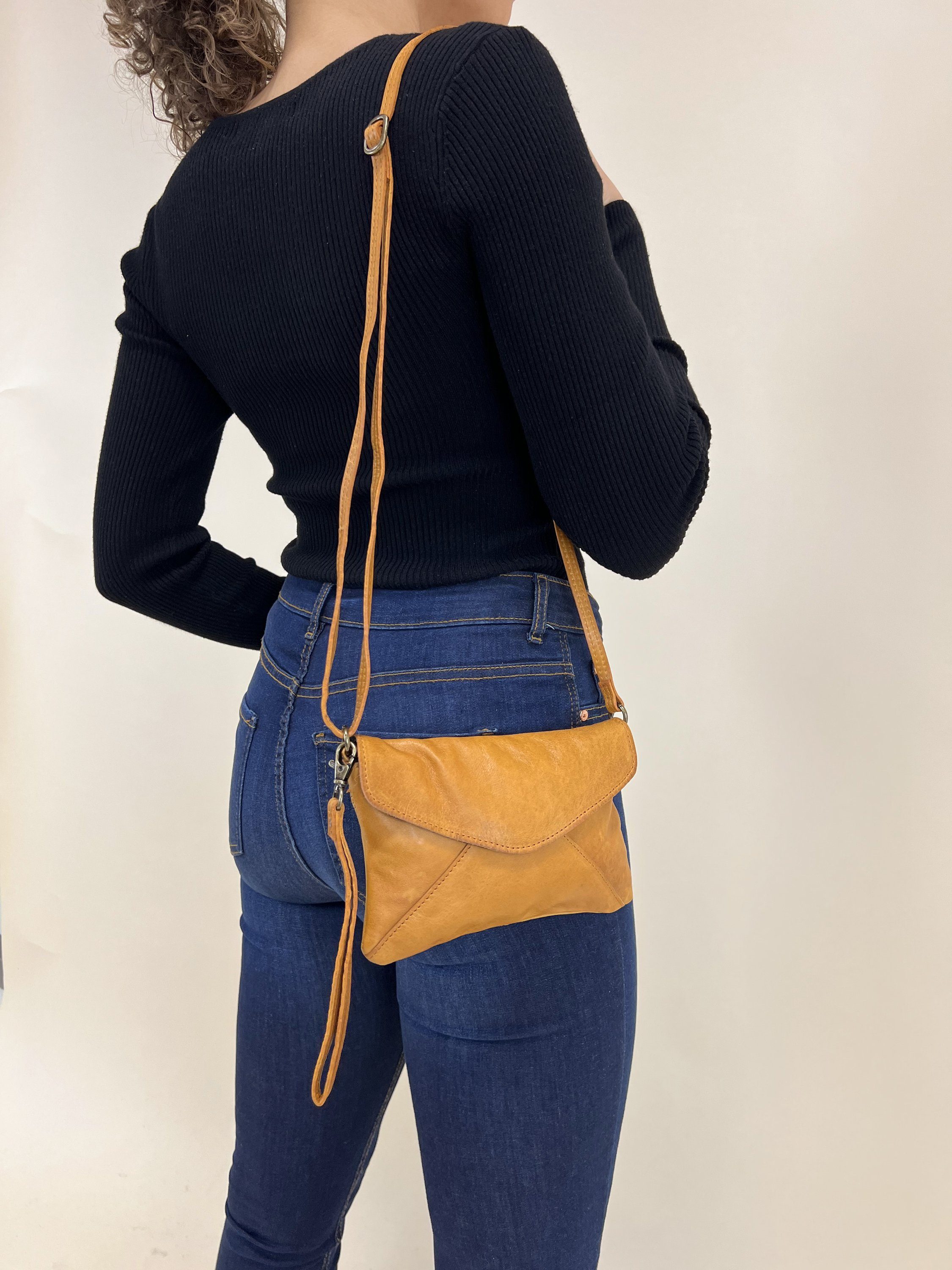 Gusti Leder Umhängetasche Gusti Leder small woman handbag Karisma (1-tlg)