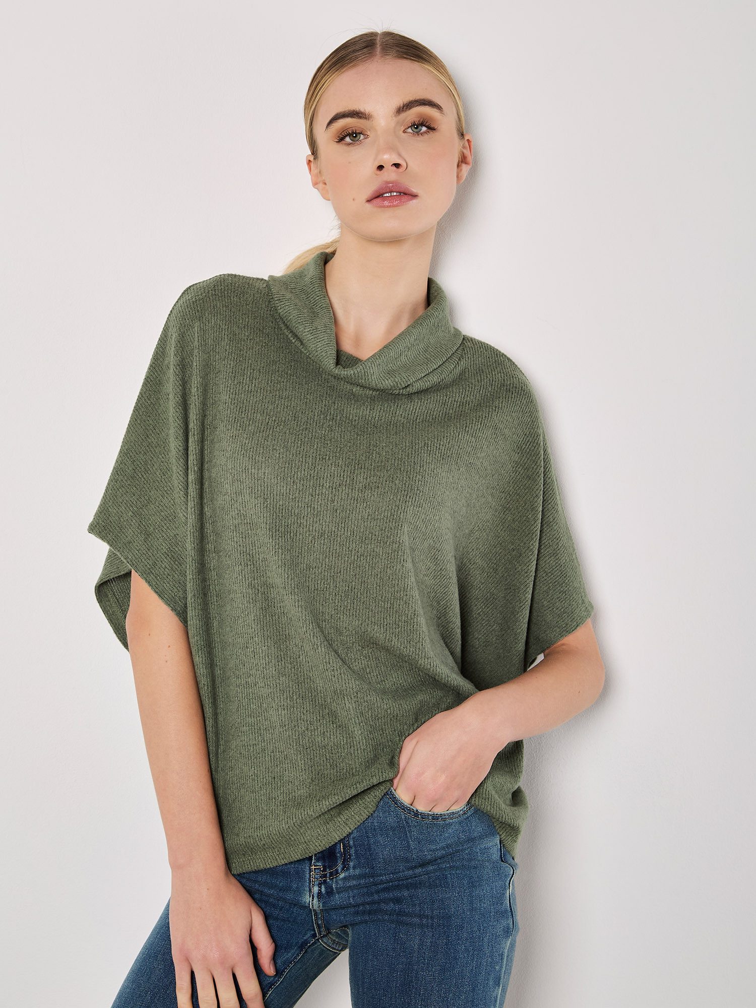 Apricot Kurzarmpullover Cape in Rippstrick, mit günstig online kaufen