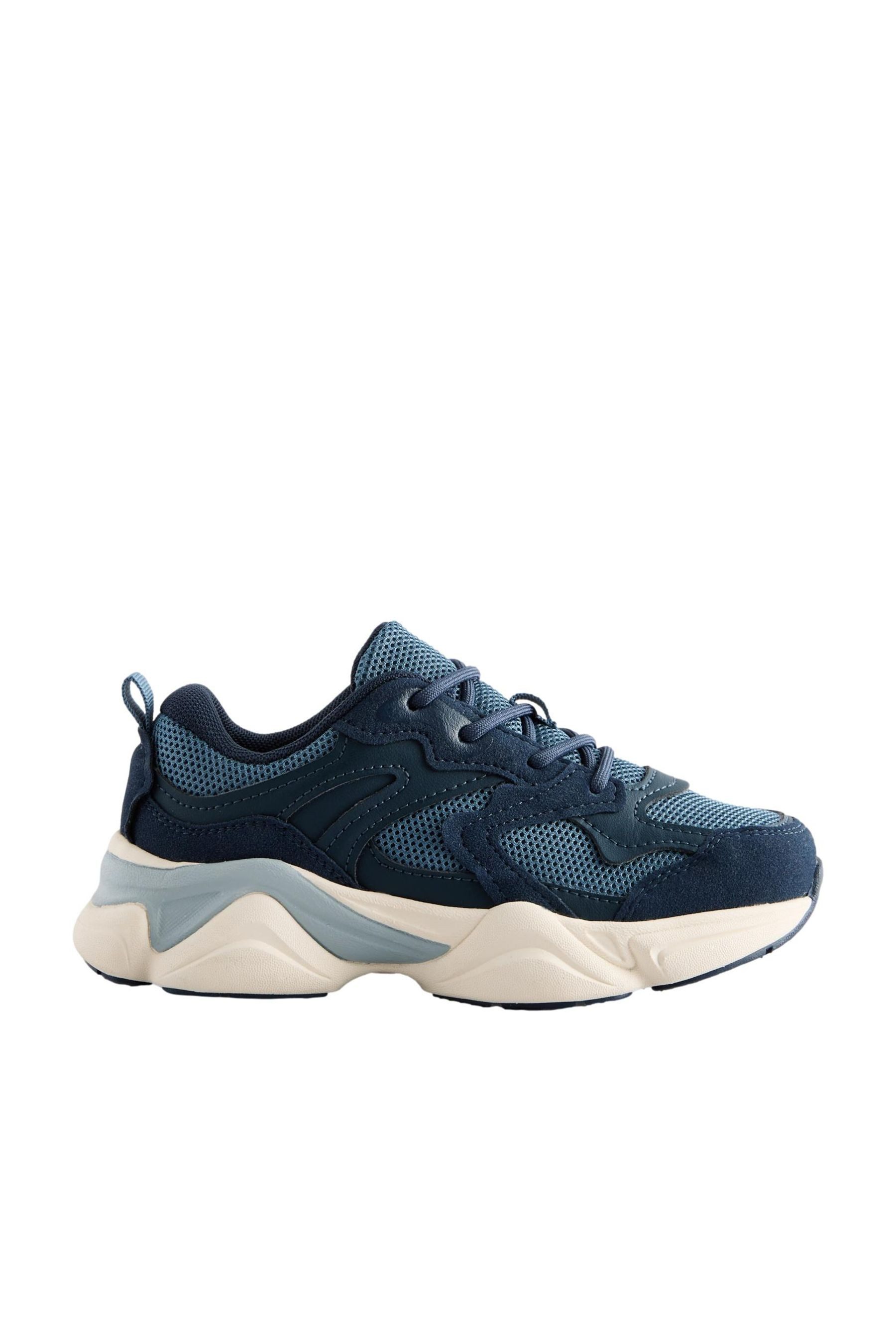 Geschnürter Sportschuh mit Netzstoff Sneaker