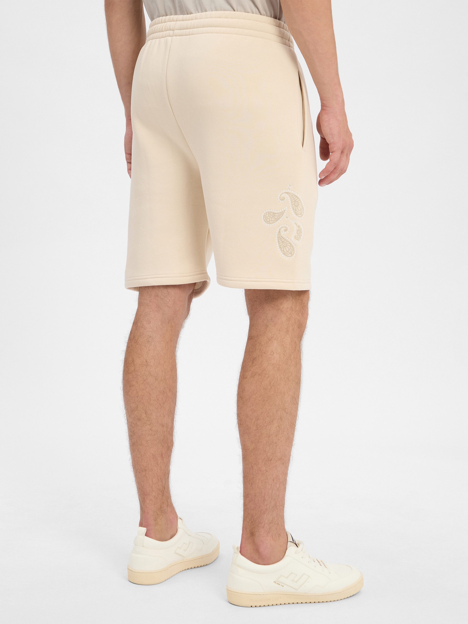 Karl Kani Shorts günstig online kaufen