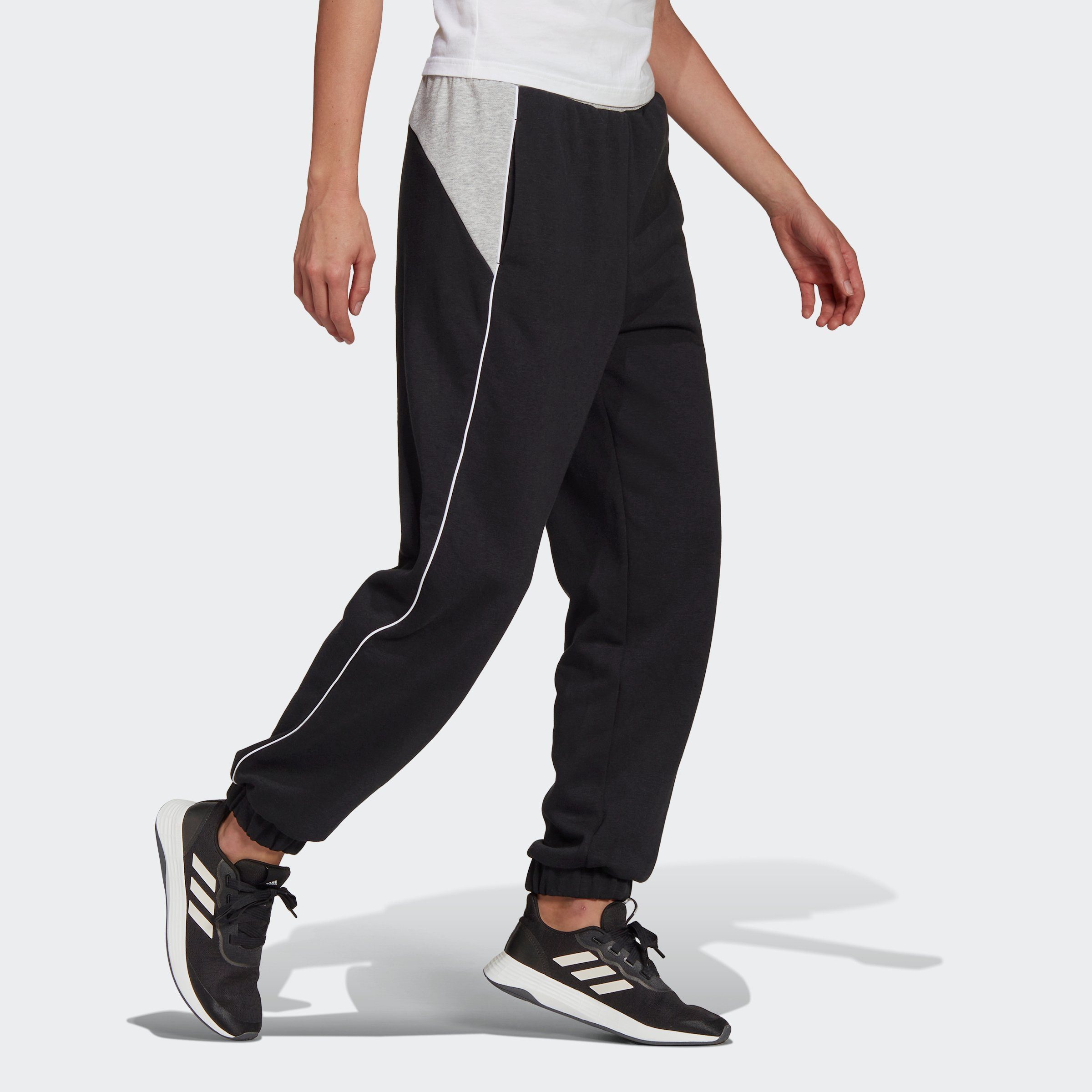 LOOSE Jogginghose (1-tlg) ESSENTIALS schwarz-grau adidas COLORBLOCK HOSE Sportswear