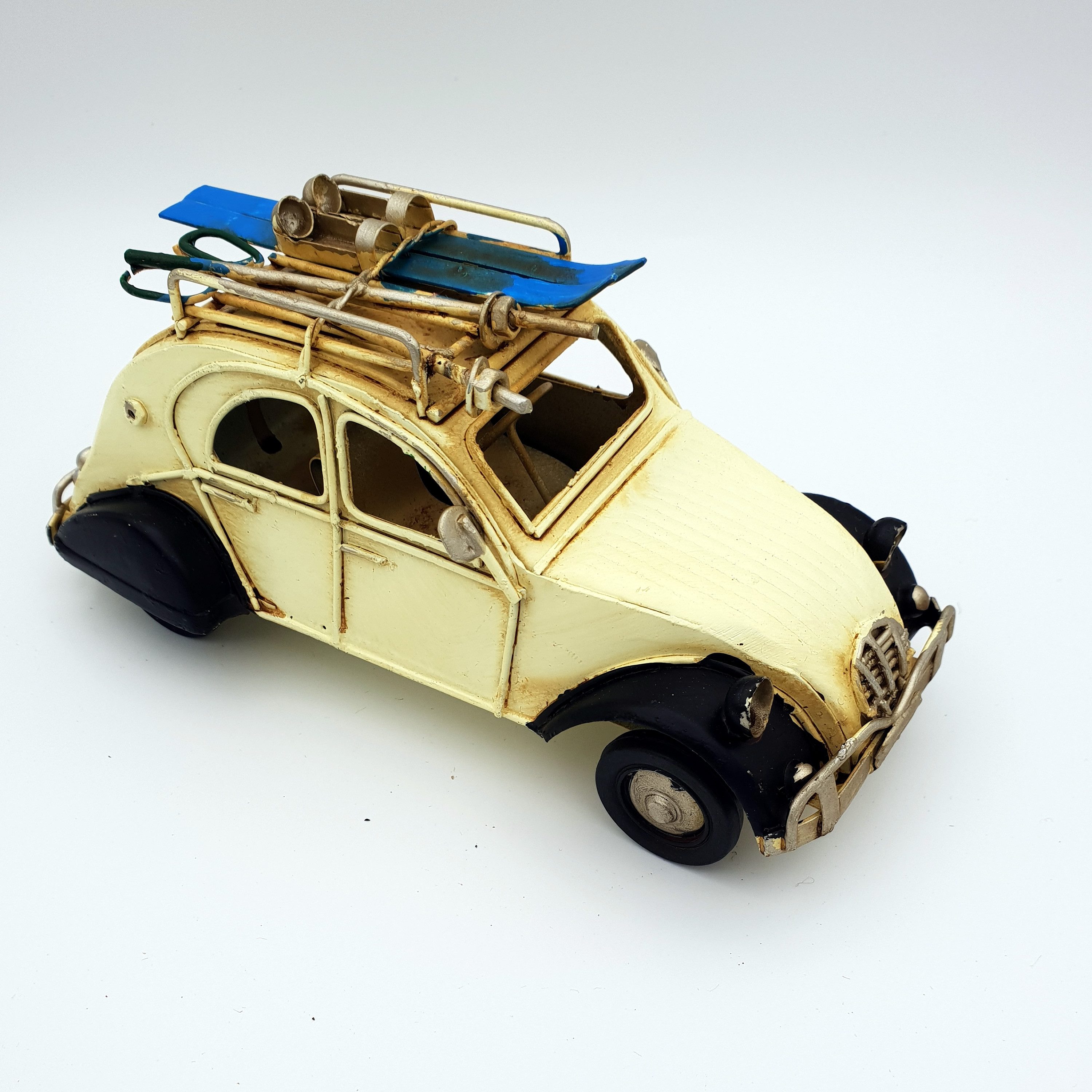 Dynasun Modellauto Car 1804D-682, (1-tlg), Auto Car Adventure 16cm Metall Vintage Automodell Retro-Style Oldtimer