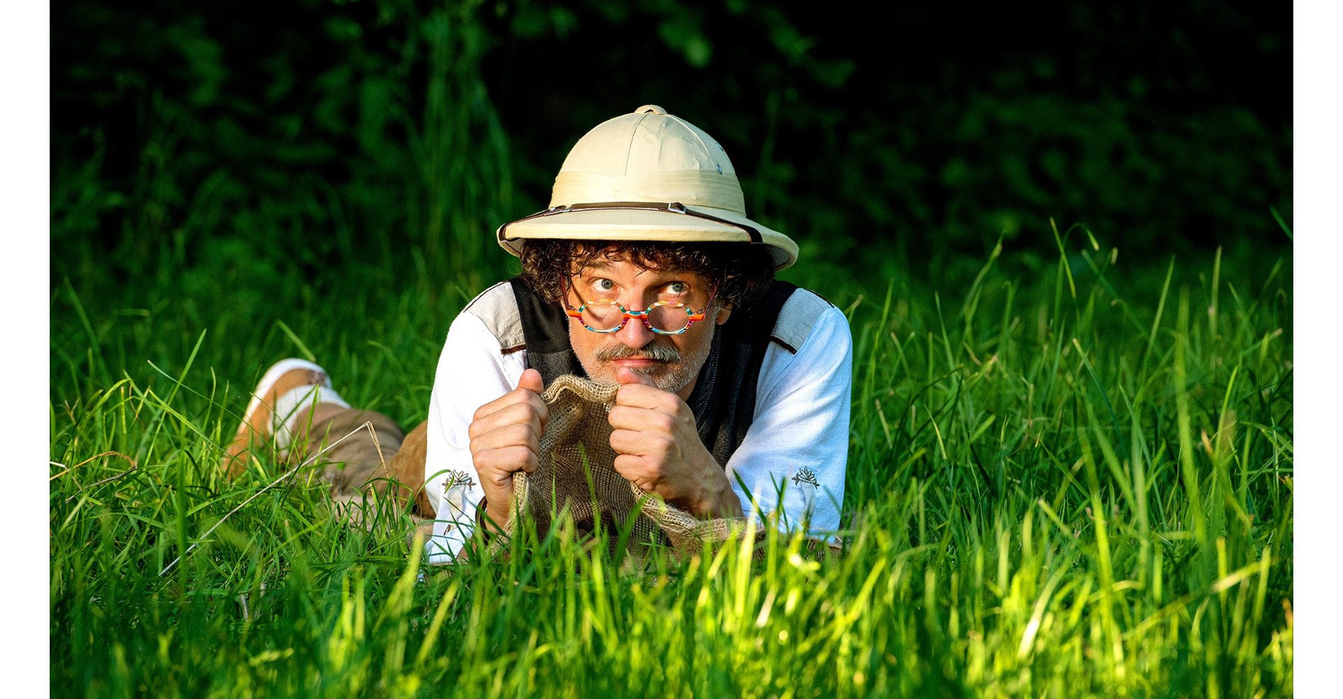 Jochen Schweizer Erlebnisgutschein Comedy Show Oberzent - Odenwälder Dabbejagd® (Outdoor), Outdoor Show mit Komikern im Odenwald
