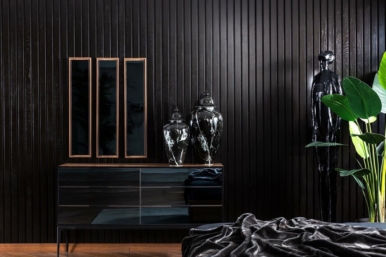 nur (1 JVmoebel Schlafzimmer Made Kommode schwarz Praktisch Sideboard Europa mit Kommode in ohne Spiegel), St., 1x fürs Stauraum Kommode