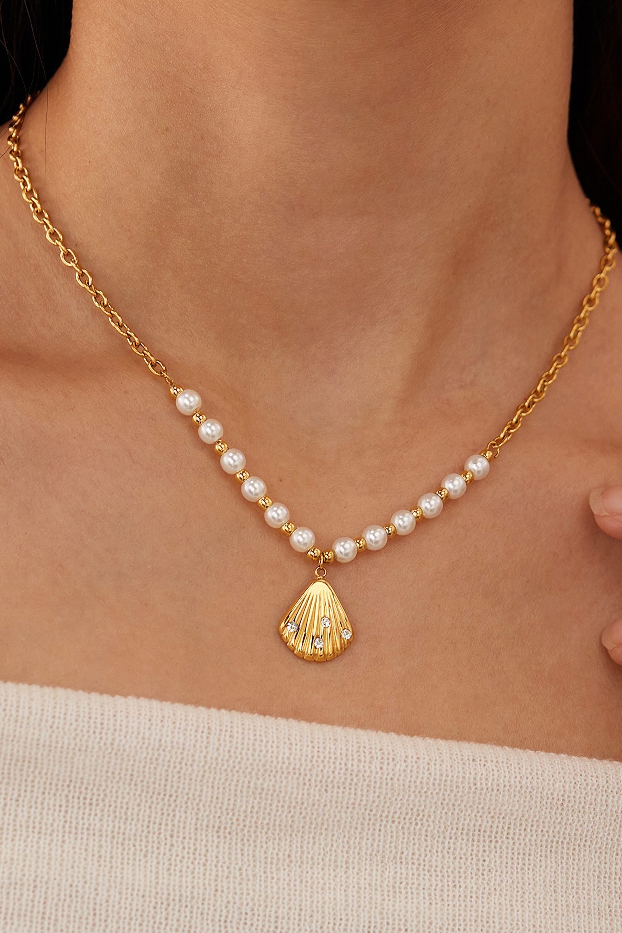 COLLEZIONE ALESSANDRO Kette mit Anhänger Muschel, mit filigranem Muschel-Anhänger, golden