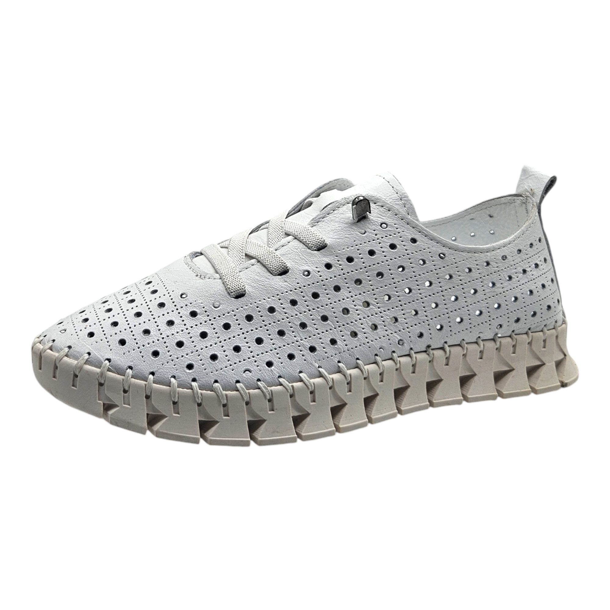 Schnürschuh