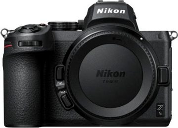 Nikon Kit Z 5 24–70 1:4 Systemkamera (NIKKOR Z 24–70 mm 1:4 S, 24,3 MP, Bluetooth, WLAN (WiFi)