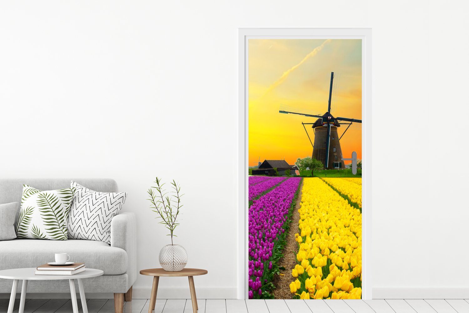 Blumen Tür, - Matt, Fototapete bedruckt, - cm Windmühle MuchoWow Tulpen - für Frühling, (1 St), 75x205 Türtapete Türaufkleber,