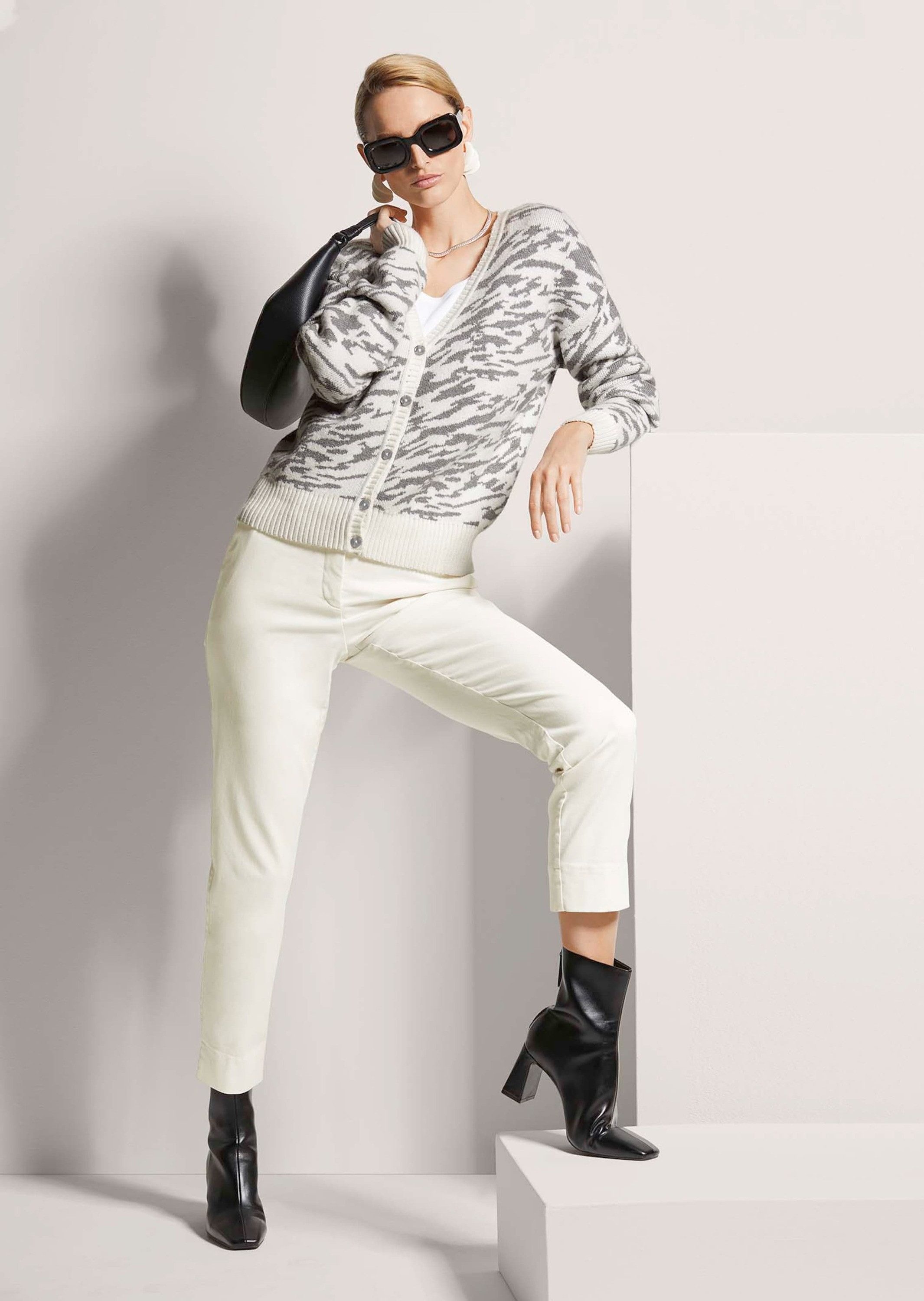 MADELEINE Strickjacke Strickjacke mit Jacquard-Muster