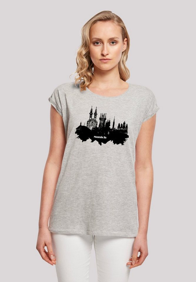 F4NT4STIC T-Shirt Cities Collection - Munich skyline Print, Das Model ist  170 cm groß und trägt Größe M