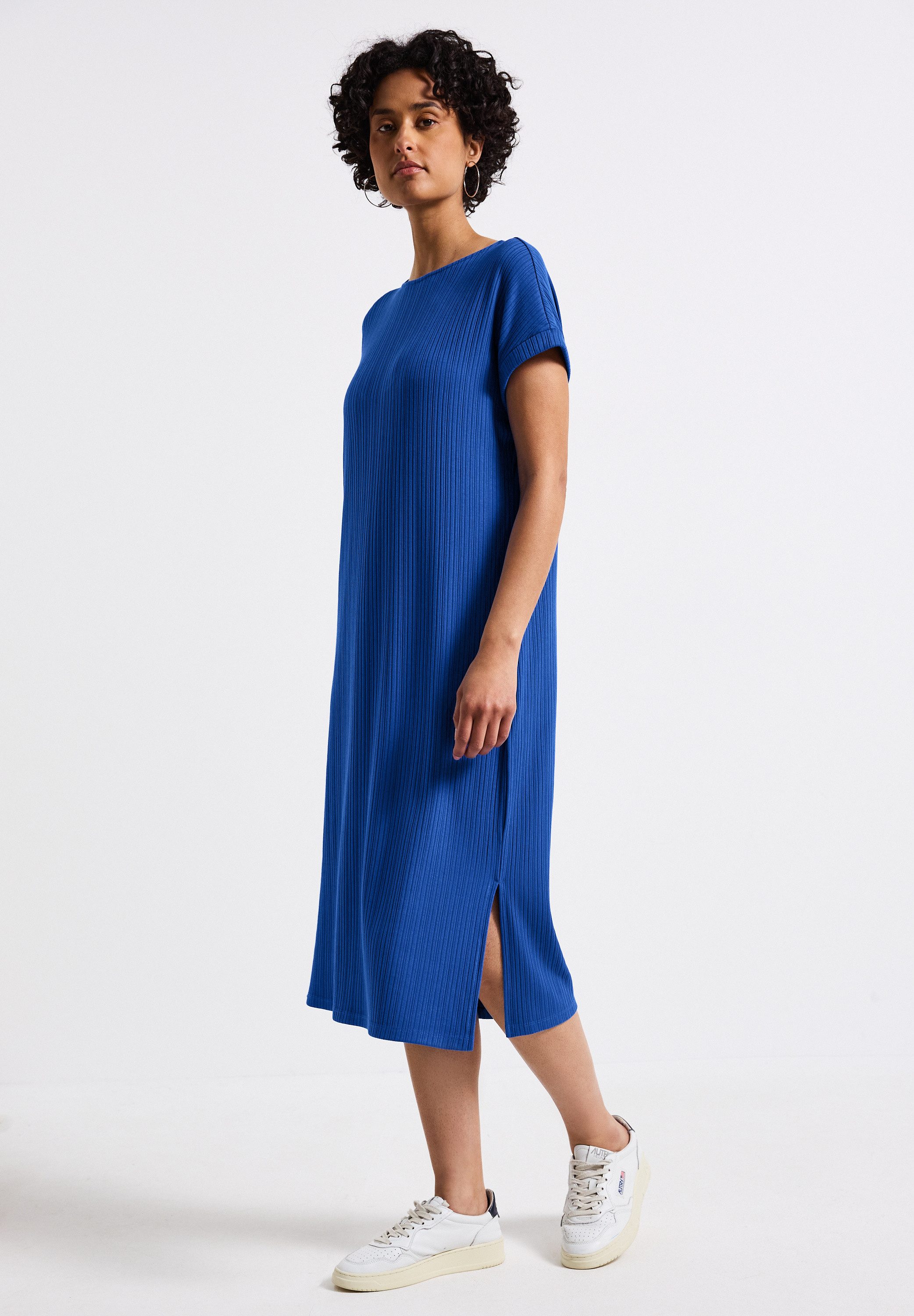 STREET ONE Midikleid, mit Rundhalsausschnitt günstig online kaufen
