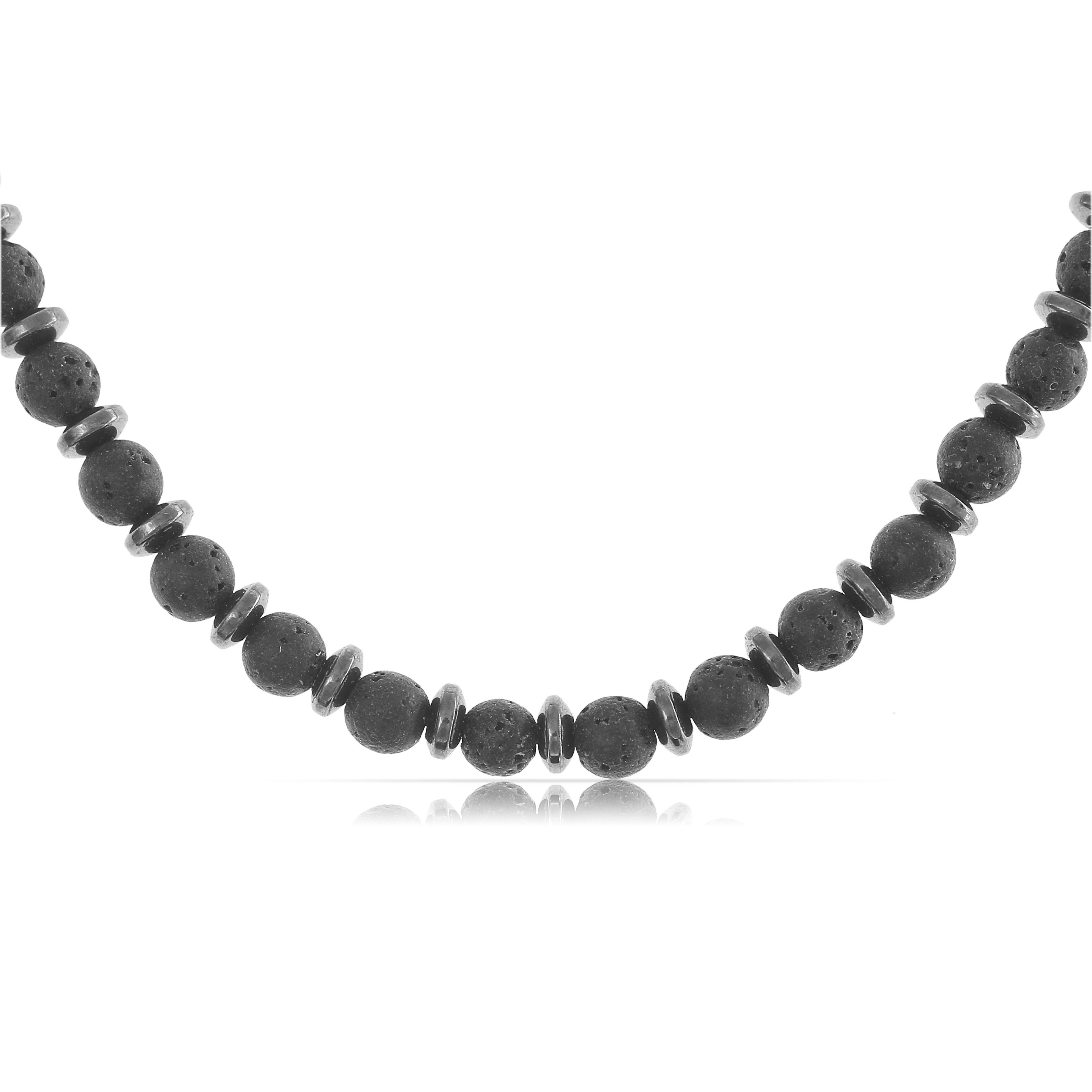 Made by Nami Perlenkette Herren Halskette mit Lavasteinperlen schwarz verstellbar hypoallergen, aus Lavastein – hypoallergen – mit Verlängerung – Surfer-Stil