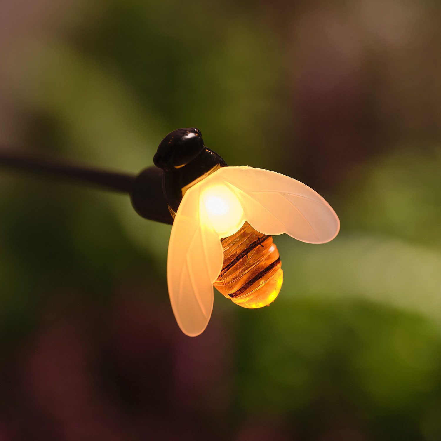 Lights4fun LED Gartenleuchte 6er Set Bienen Solar-Gartenstecker mit warmweißen LEDs
