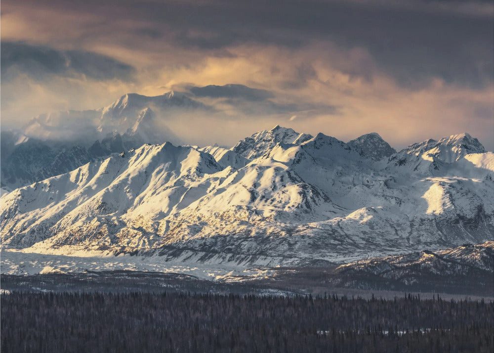 Vliestapete "World of Mountains" von Stefan Hefele