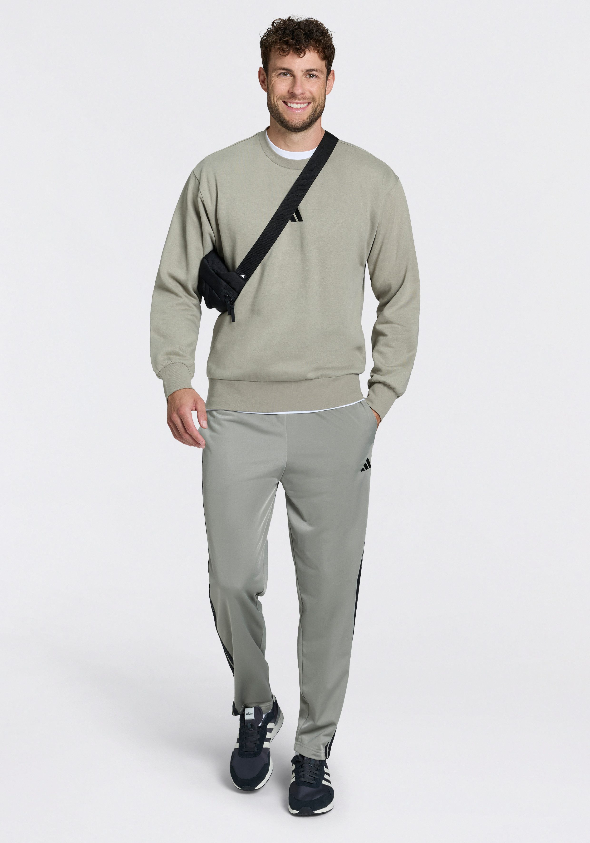 Zum Outfit 8