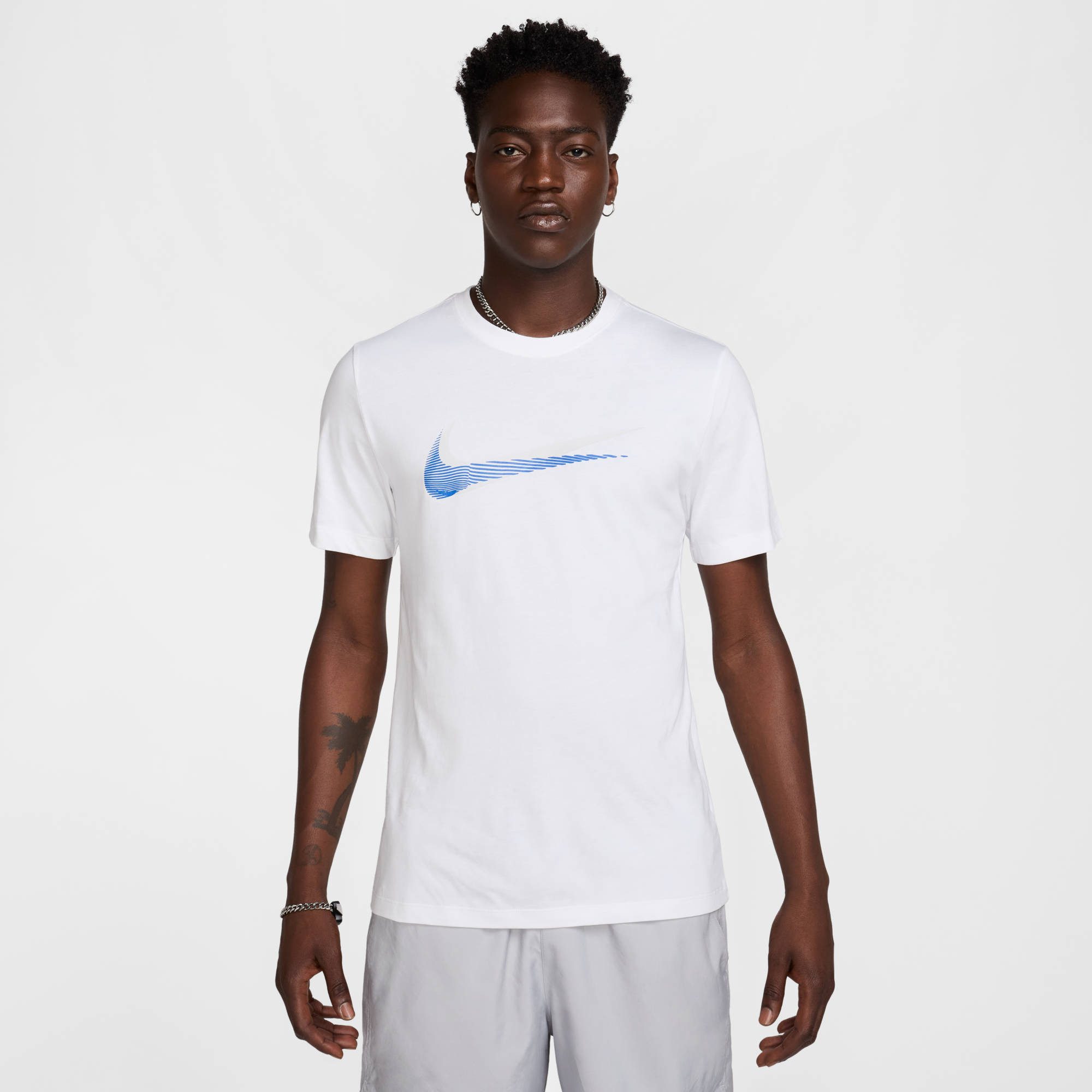 Nike T-Shirt M NSW TEE 12MO SWSH SP25 günstig online kaufen