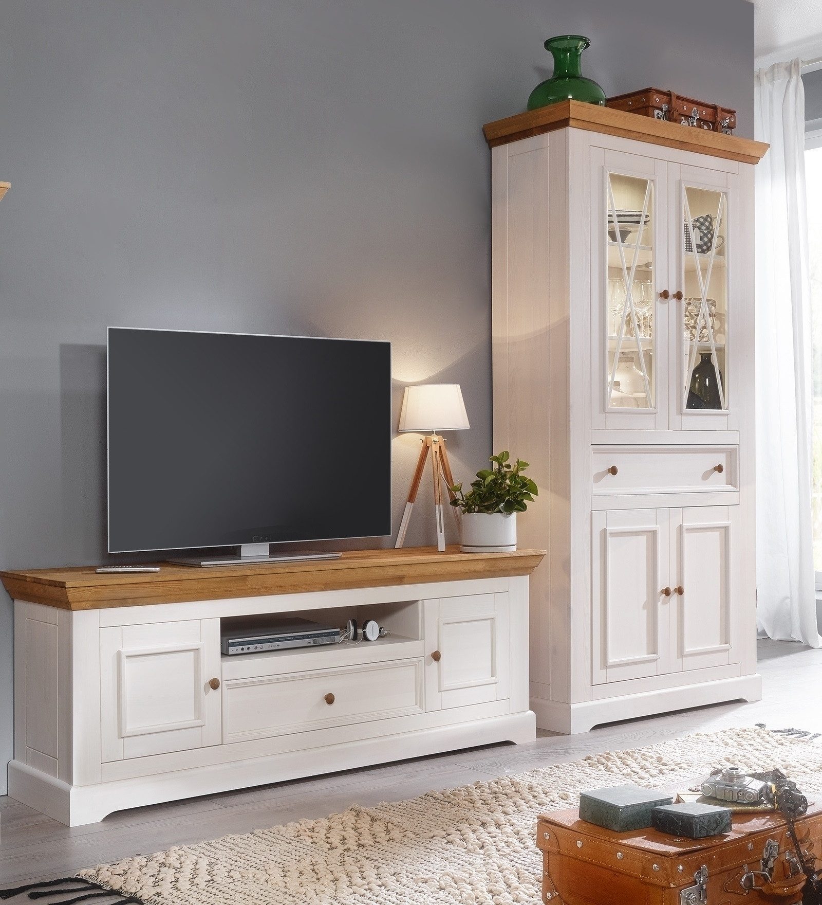 G+K Мебельvertriebs GmbH Wohnwand (2-teilig) weiss / eichefarbig - 298x214x42 (BxHxT), (2-teilig)