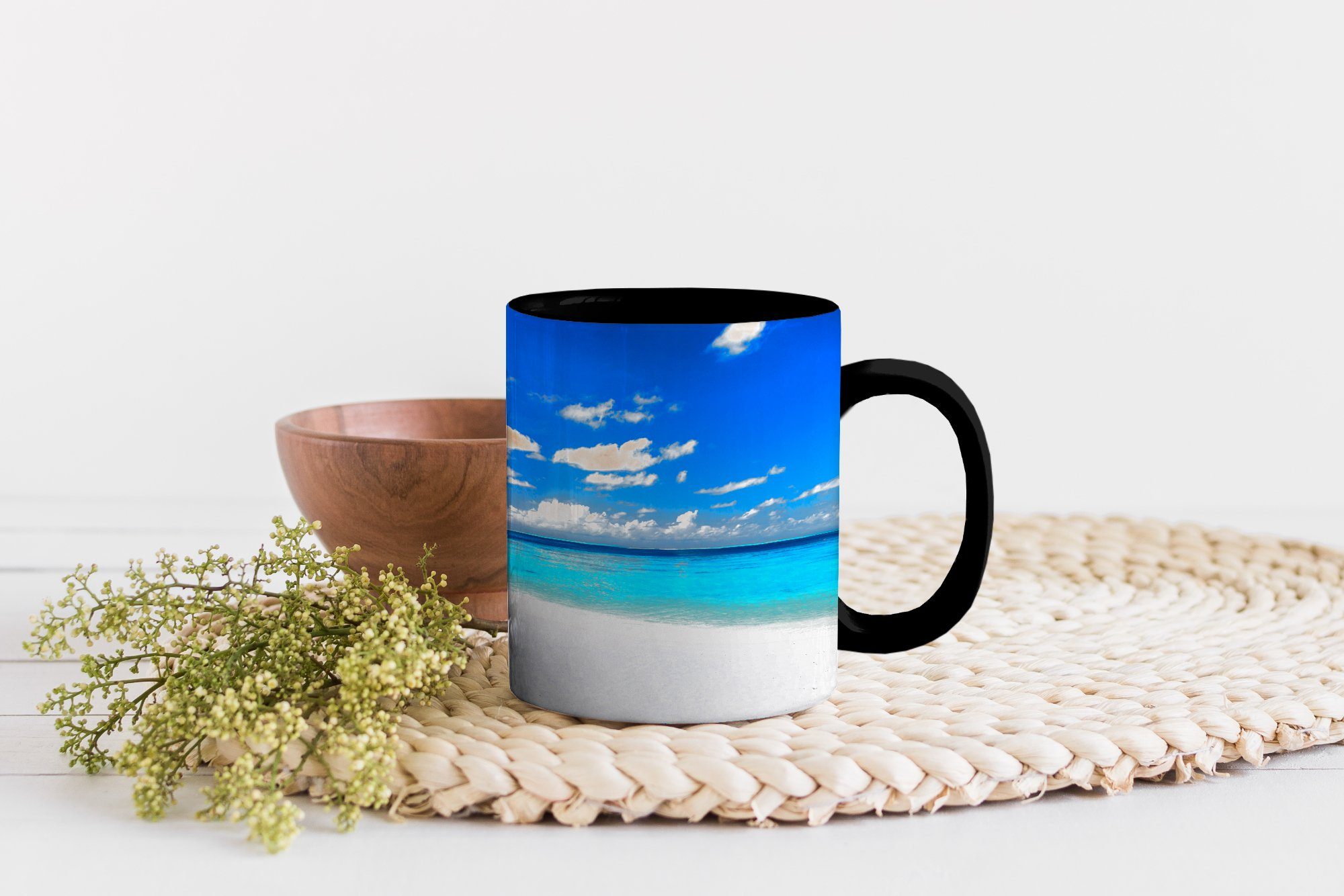 Teetasse, Meer Keramik, Strand Geschenk Zaubertasse, Insel, Farbwechsel, Palme Tasse - Kaffeetassen, MuchoWow - -