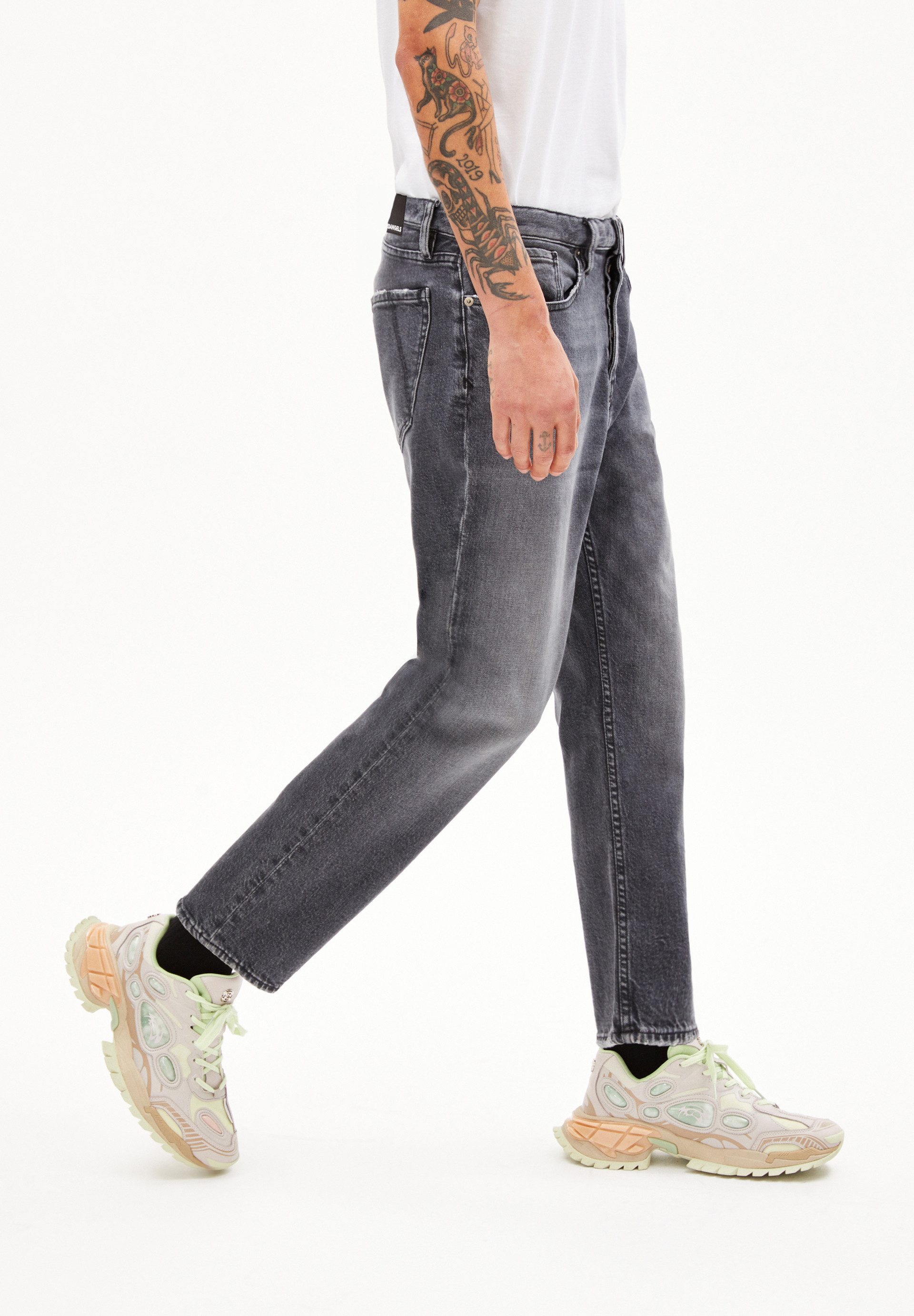 Armedangels Tapered-fit-Jeans AAUSTIN (Comfort-Stretch, Relaxed Fit) Mid waist