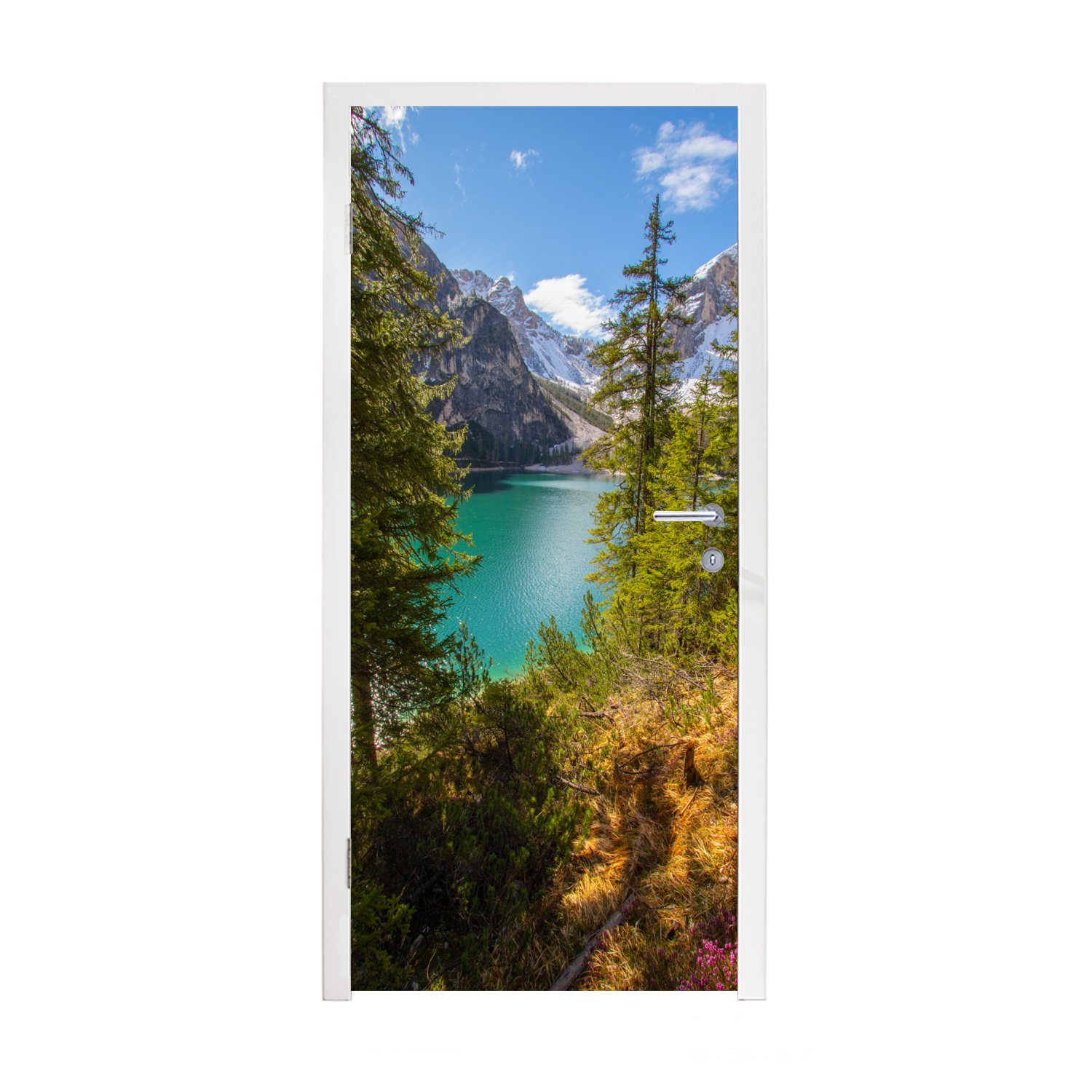 MuchoWow Türtapete Der Pragser Wildsee zwischen den Bäumen, Matt, bedruckt, (1 St), Fototapete für Tür, Türaufkleber, 75x205 cm