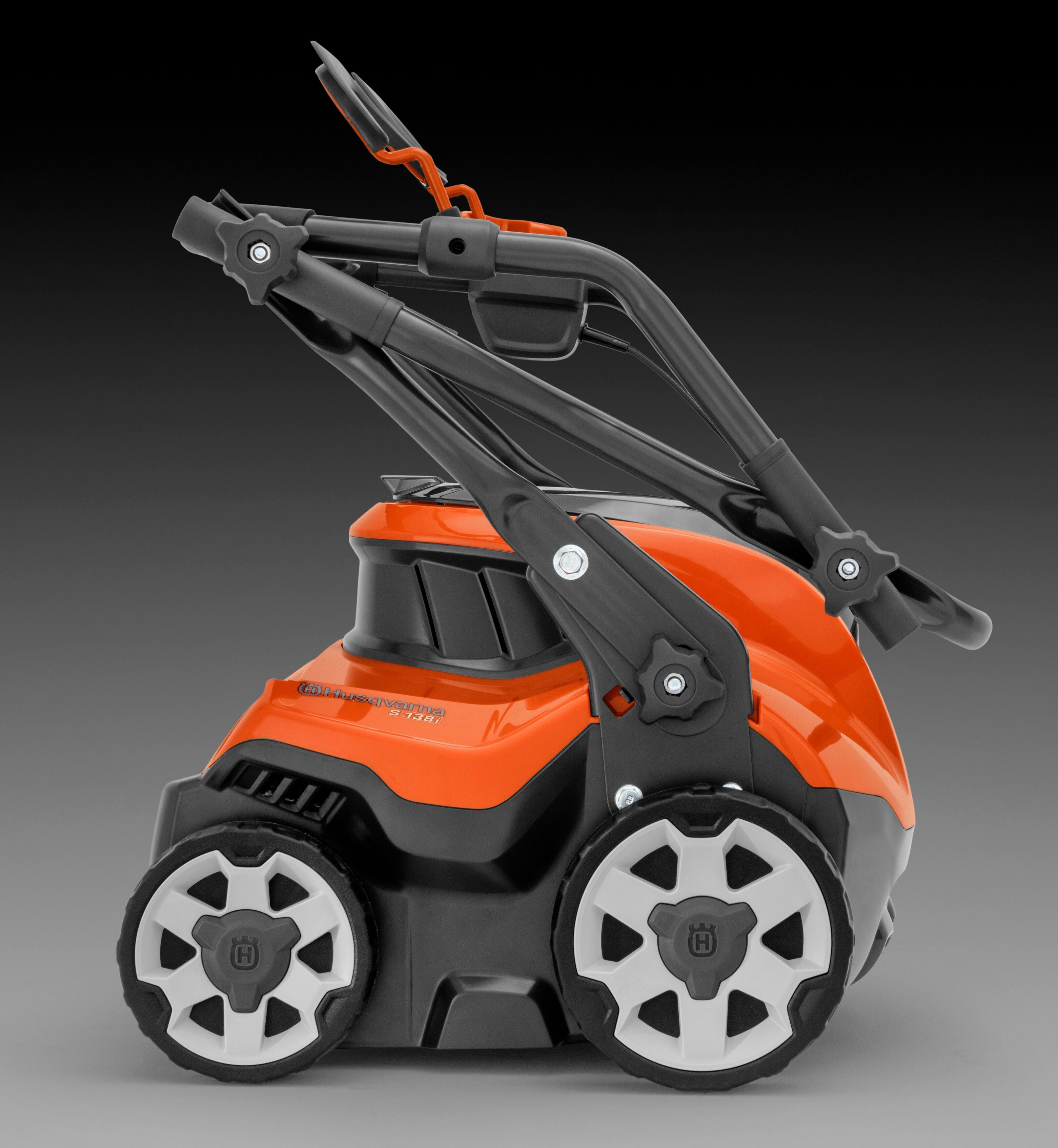 Husqvarna Elektro-Vertikutierer S138C, Rasenlüfter – 1,6 kW, 37,5 cm Arbeit günstig online kaufen