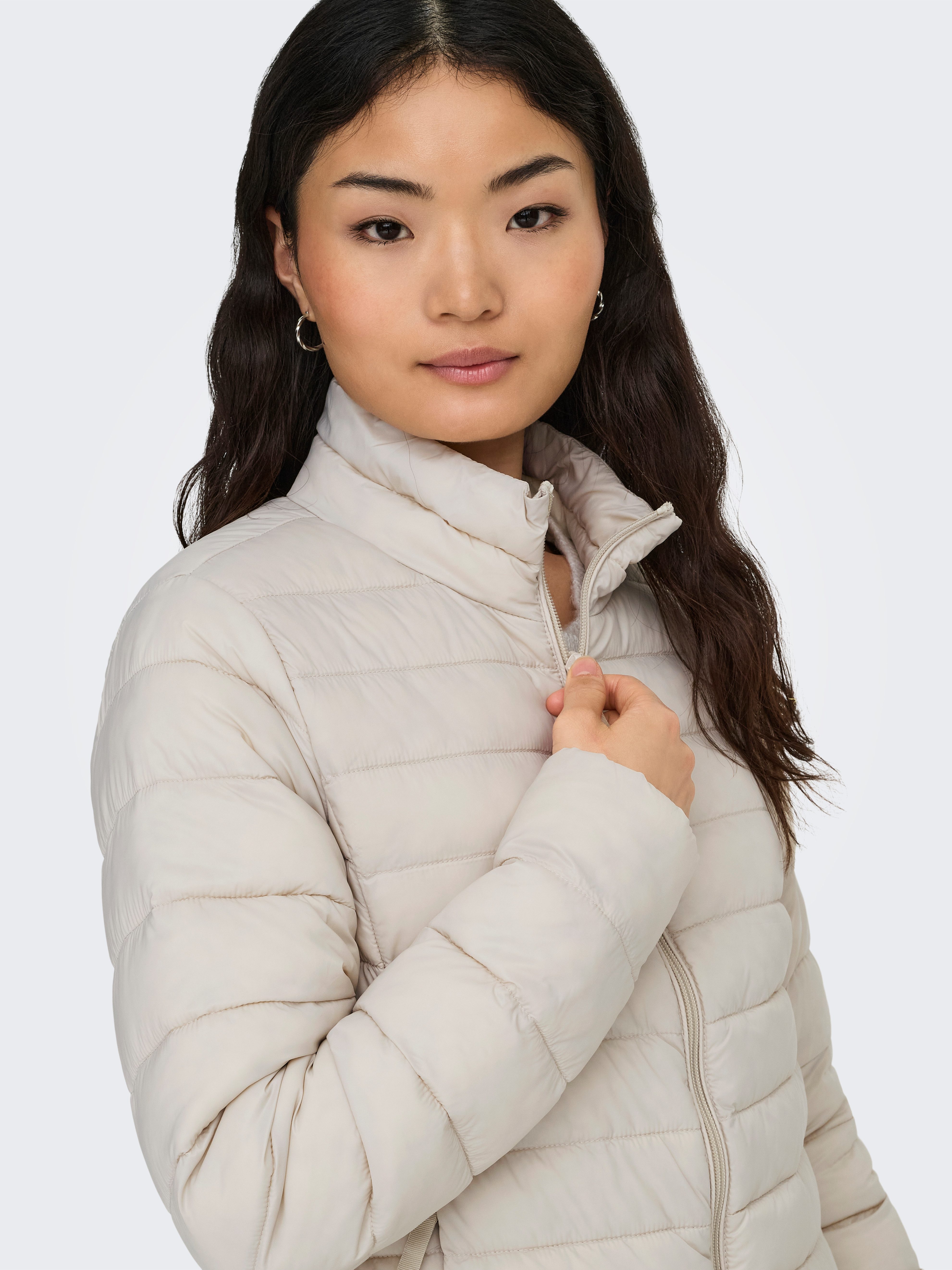 ONLY Steppjacke ONLTAHIA LW QUILTED JACKET OTW NOOS Kunstfaser