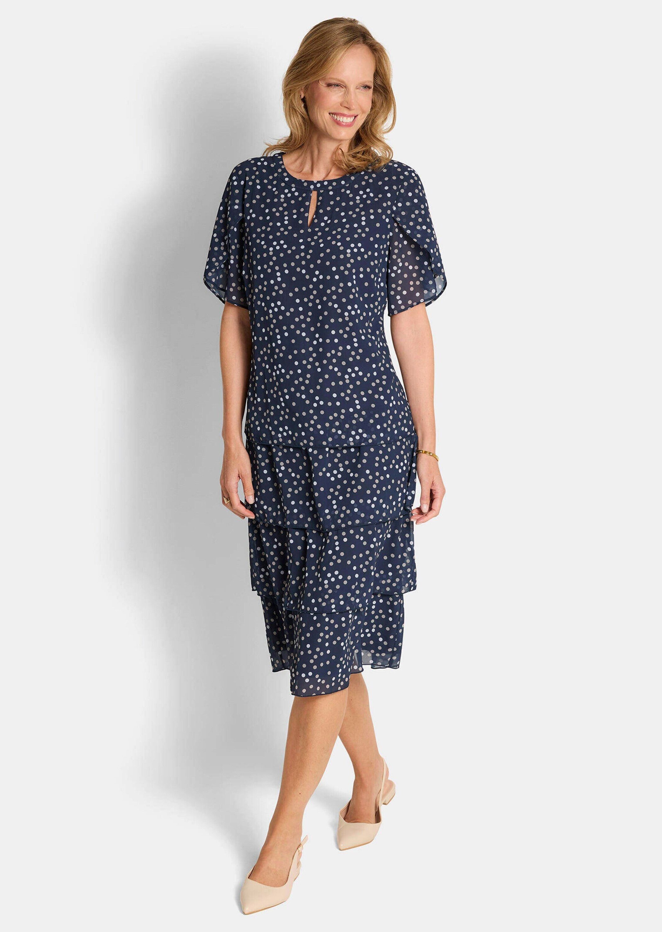 GOLDNER Sommerkleid Sommerkleid mit Tupfen-Muster Midikleid mit Rundhals mit Schlitz, Knielänge und Halbarm – Bild 2 von 5